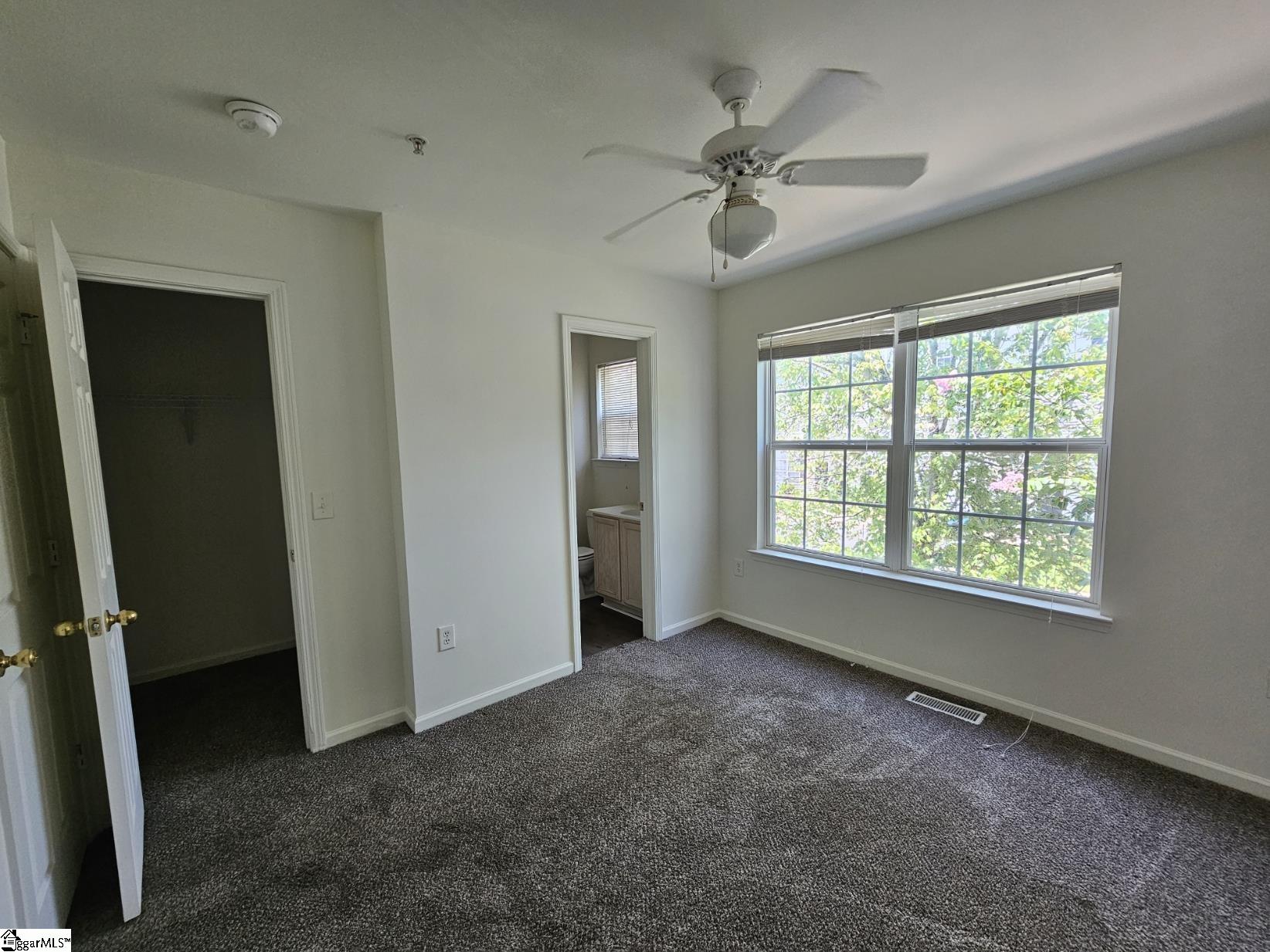 120 University Village Drive Property Photo 9