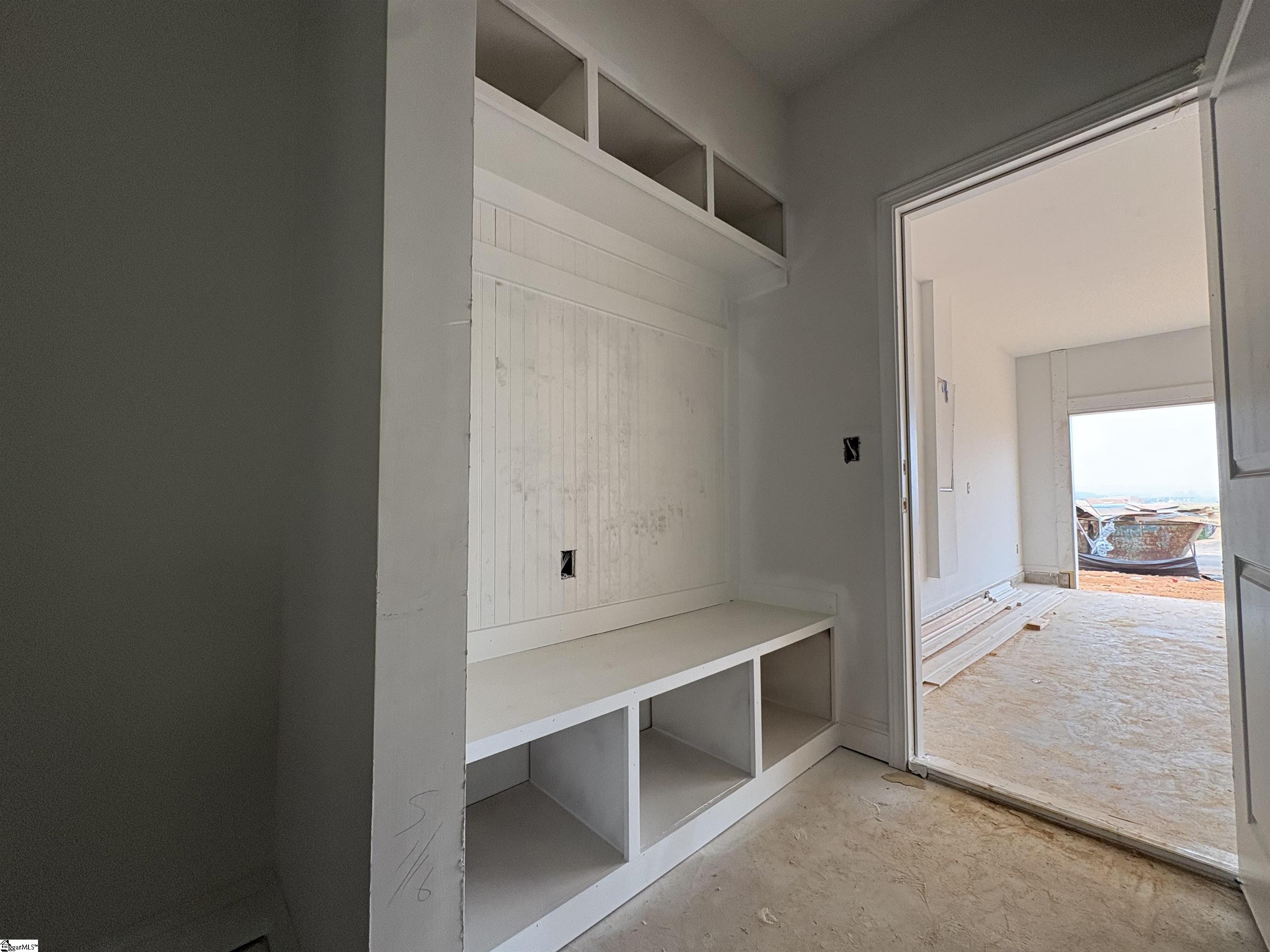 6 Whirlwind Way Property Photo 6