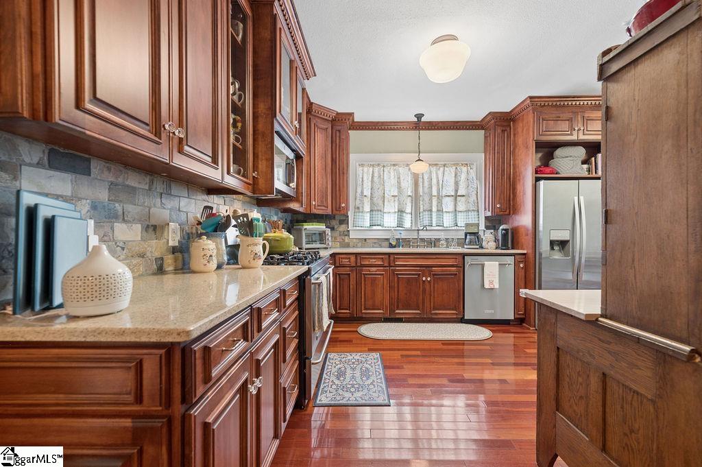 6 Oakland Avenue Property Photo 14