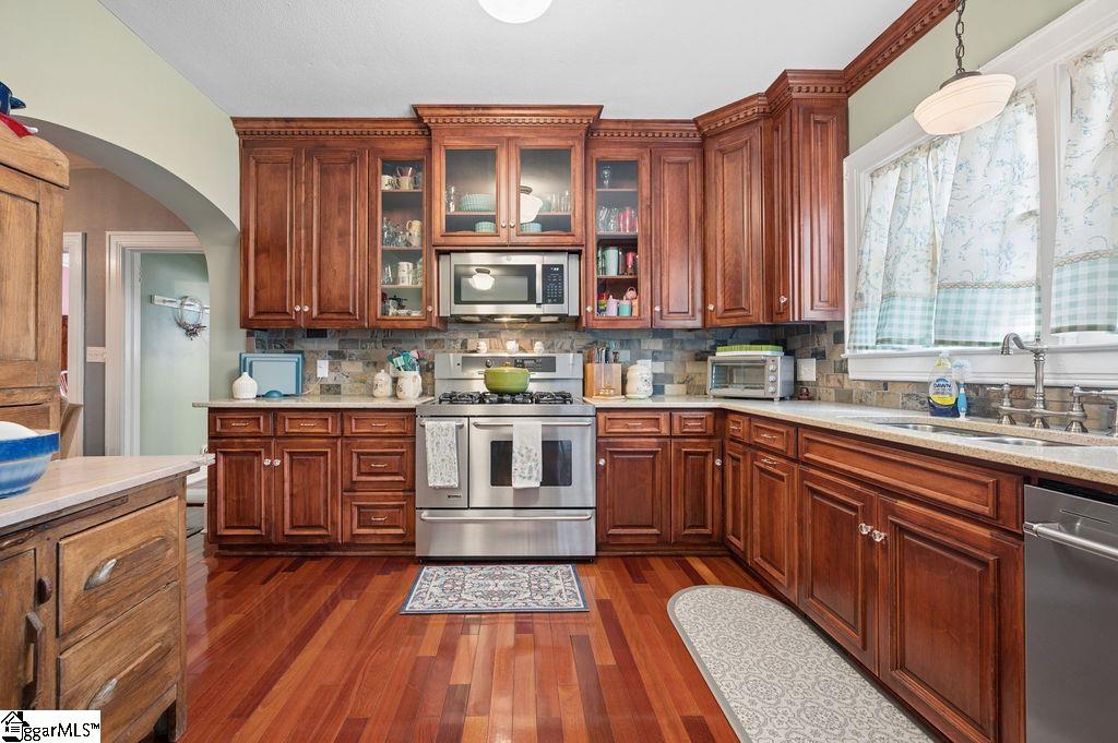 6 Oakland Avenue Property Photo 16