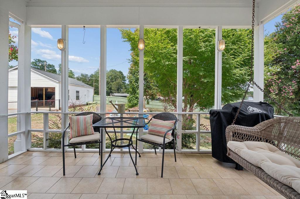 6 Oakland Avenue Property Photo 39