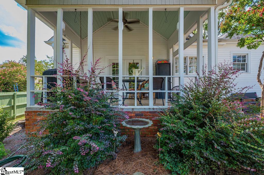 6 Oakland Avenue Property Photo 43