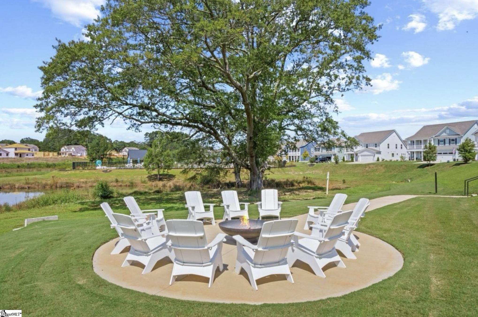 4 Whirlwind Way Property Photo 10