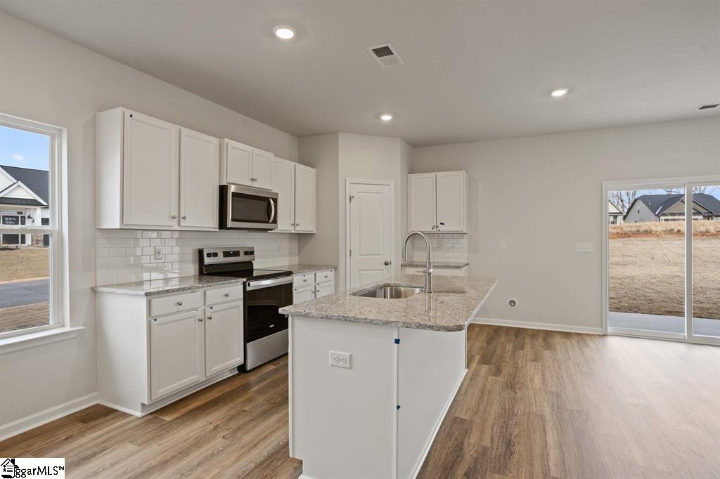 256 Pretoria Drive Property Photo 6