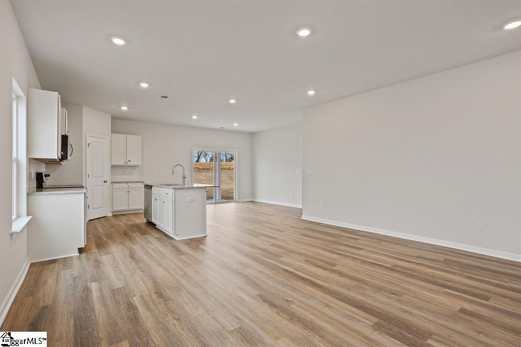 256 Pretoria Drive Property Photo 8