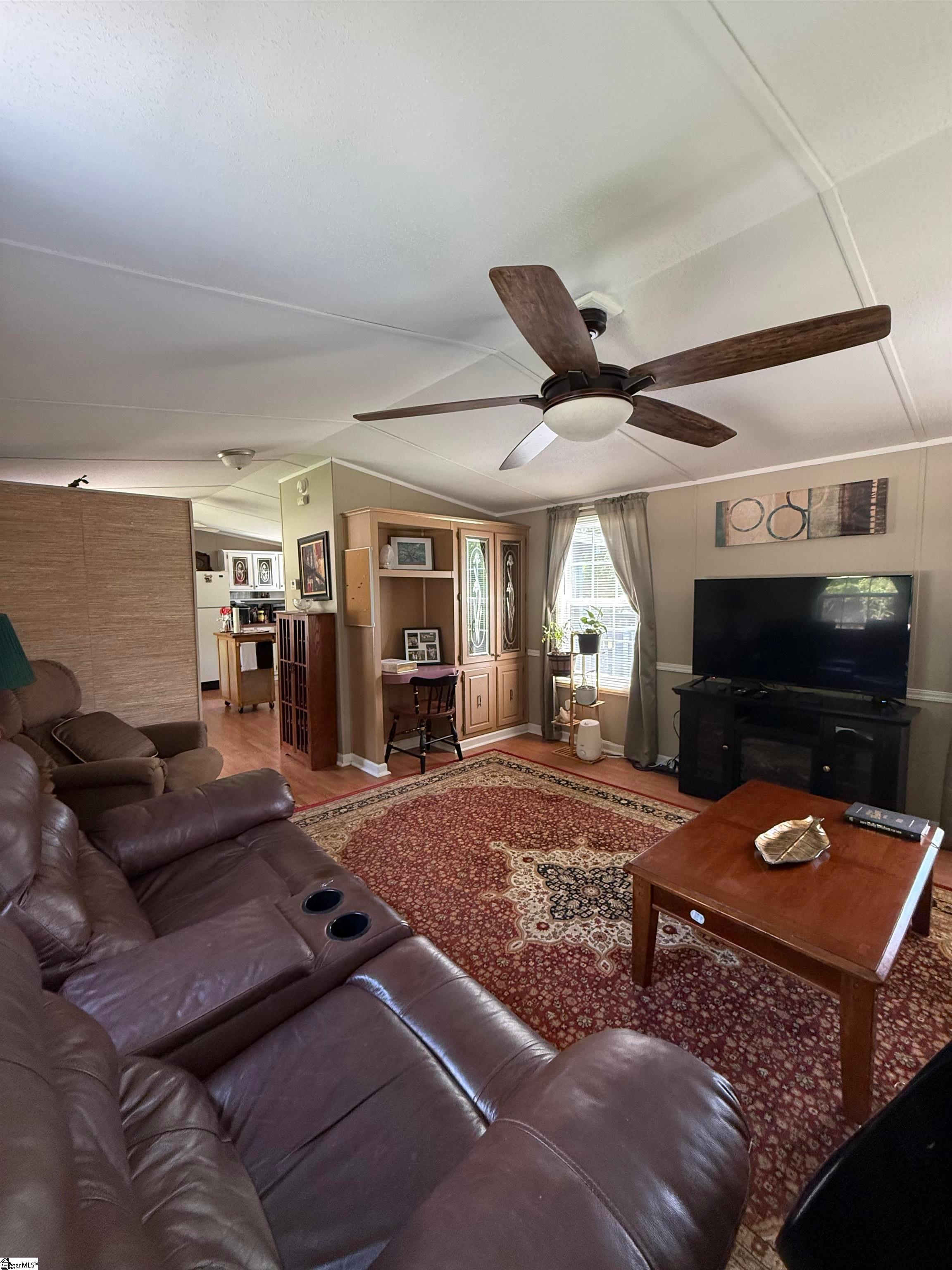 220 Whitefish Way Property Photo 8