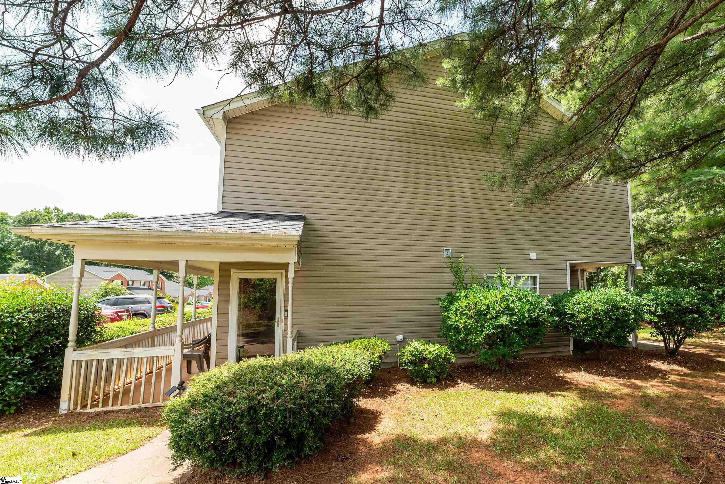 200 Ashley Lane Property Photo 6