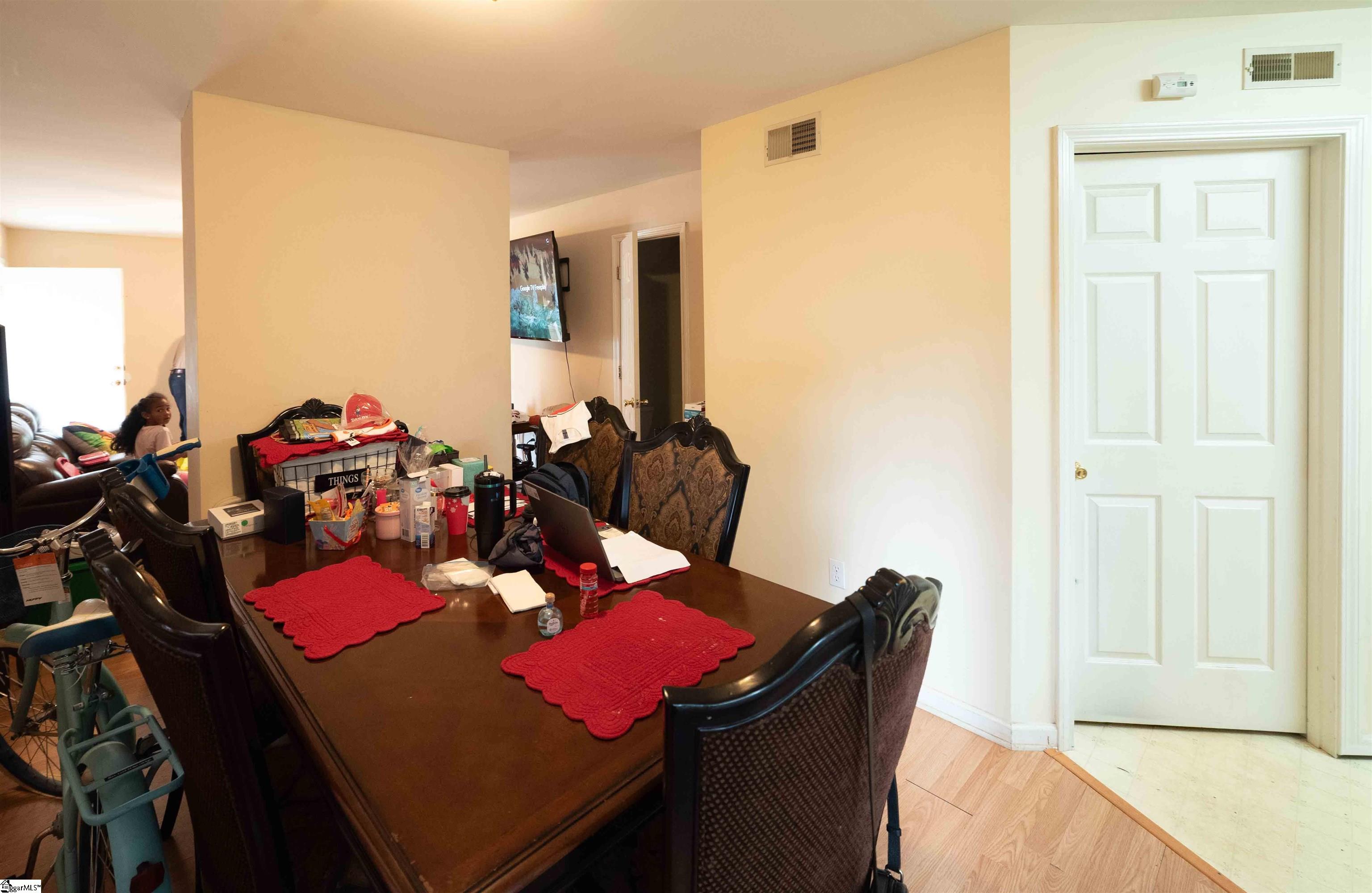 200 Ashley Lane Property Photo 9