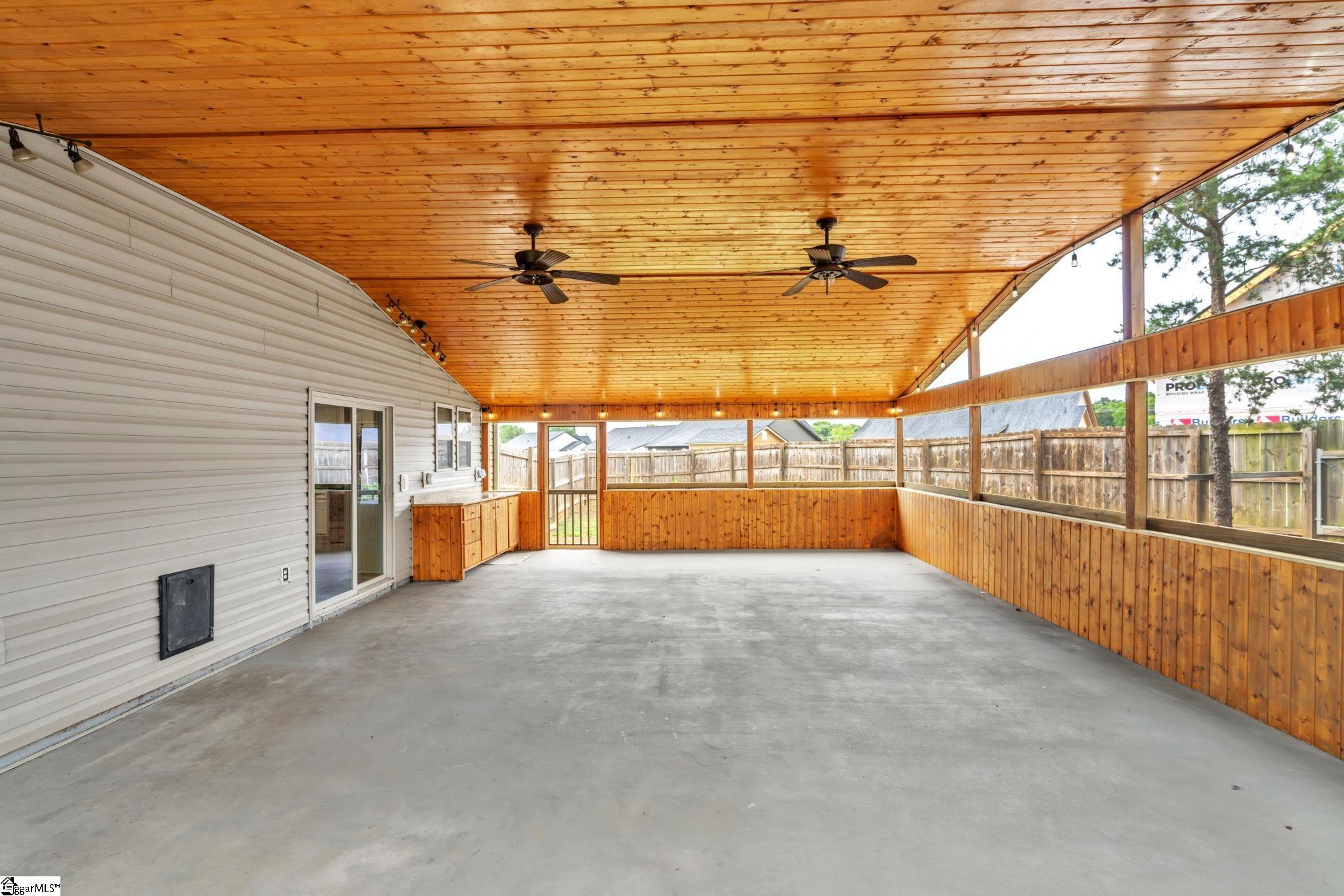 524 Marathon Court Property Photo 11