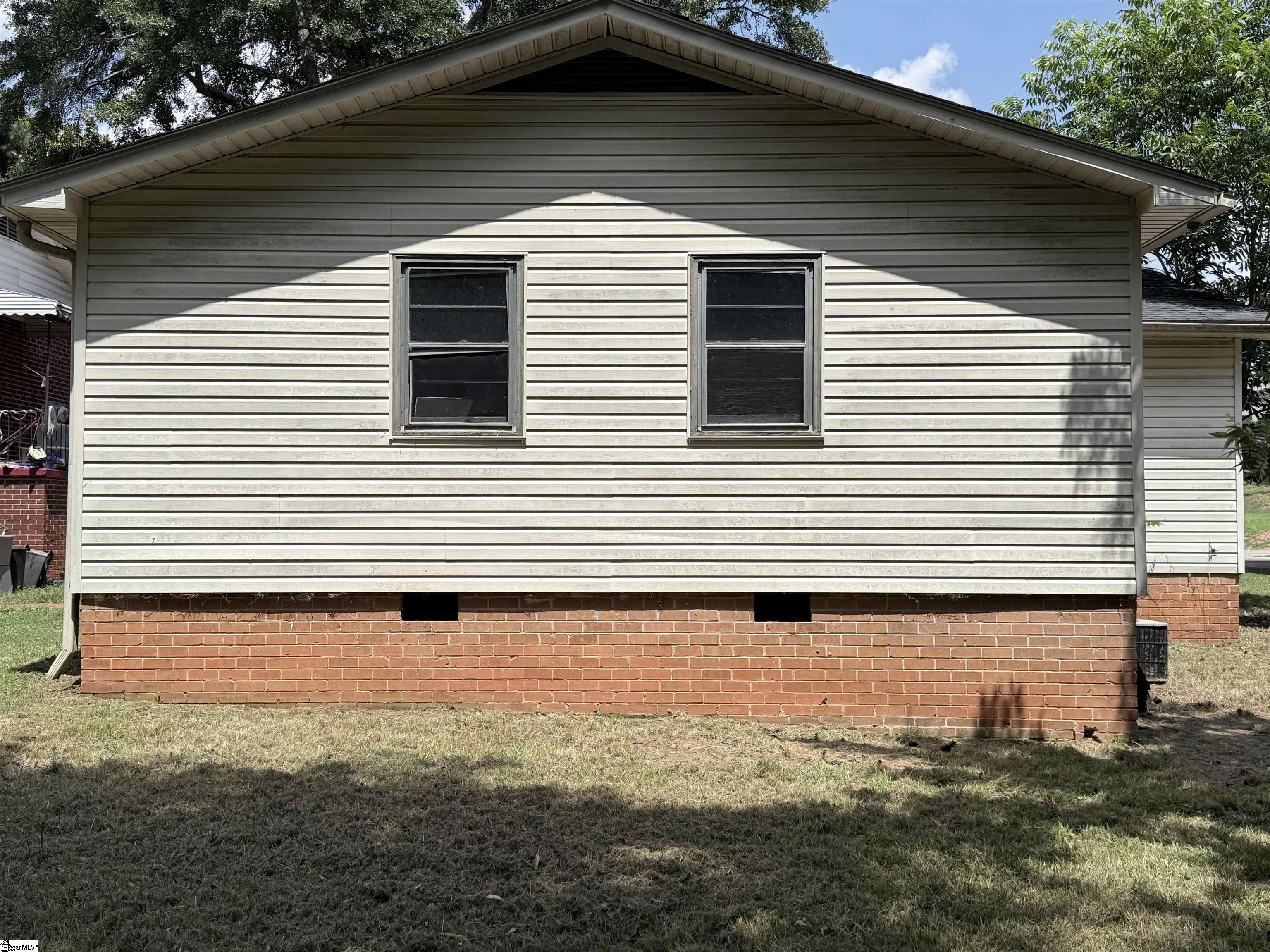 104 Cabot Court Property Photo 4