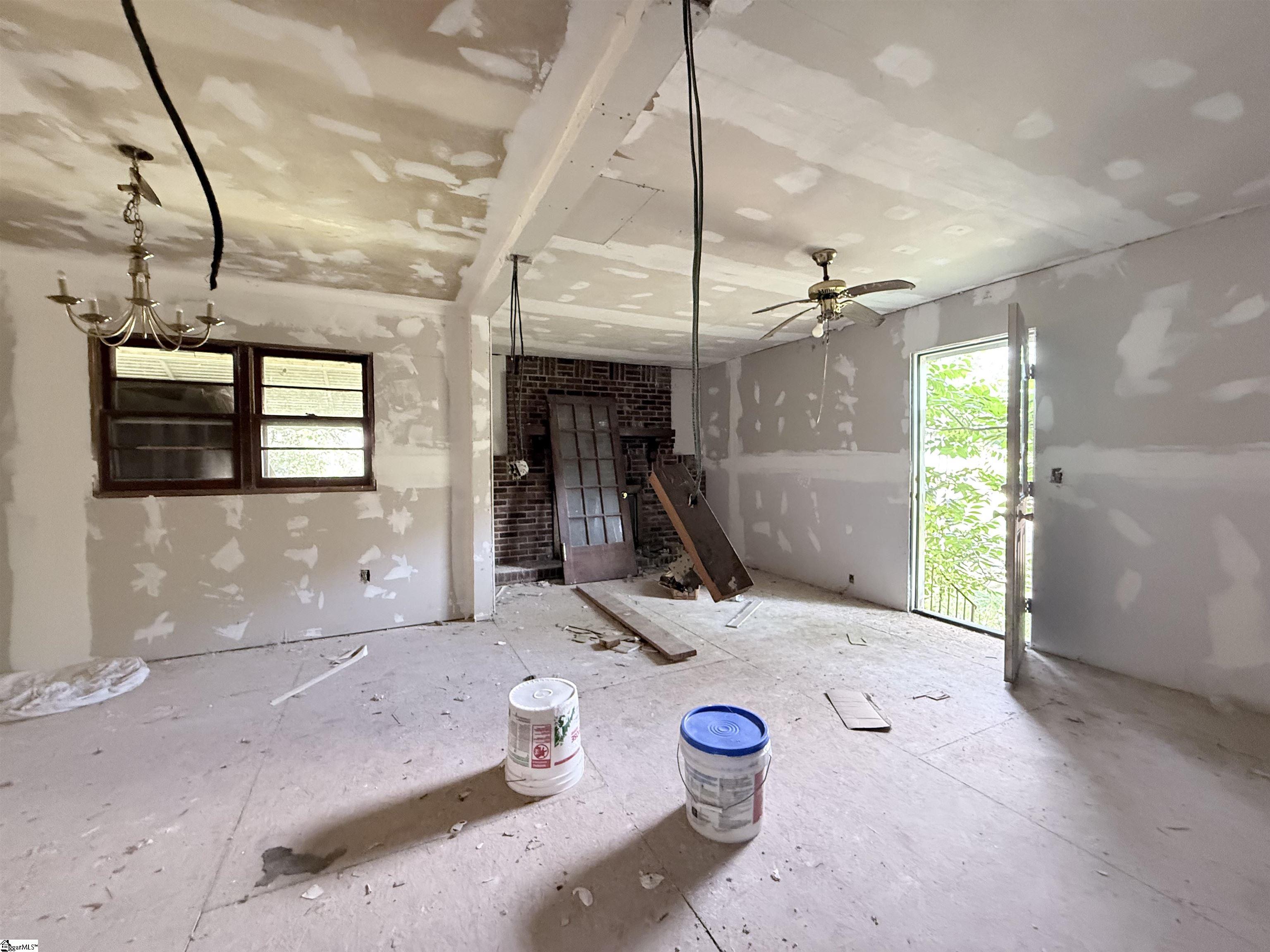 104 Cabot Court Property Photo 15
