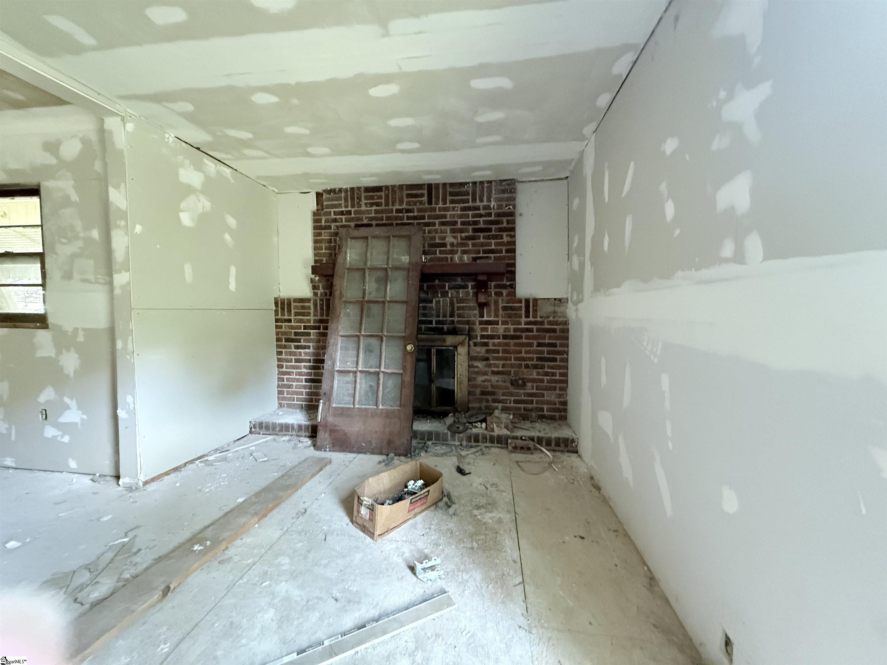 104 Cabot Court Property Photo 17