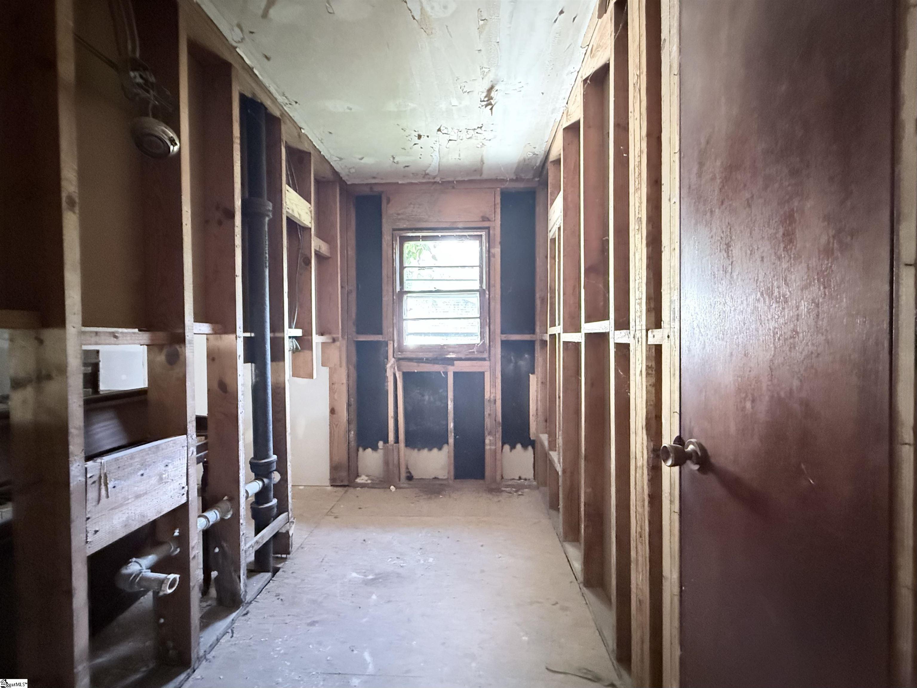 104 Cabot Court Property Photo 24