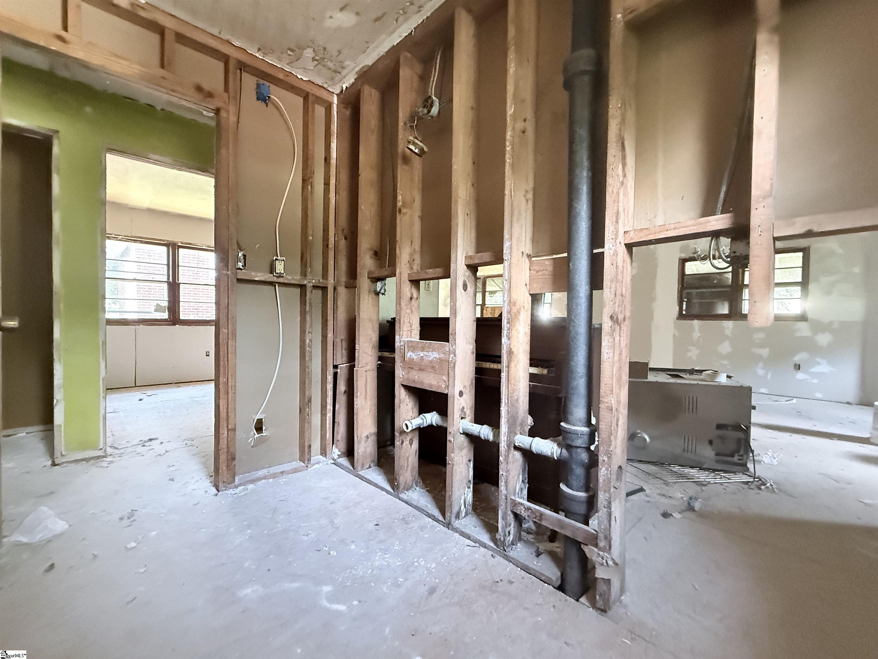104 Cabot Court Property Photo 27