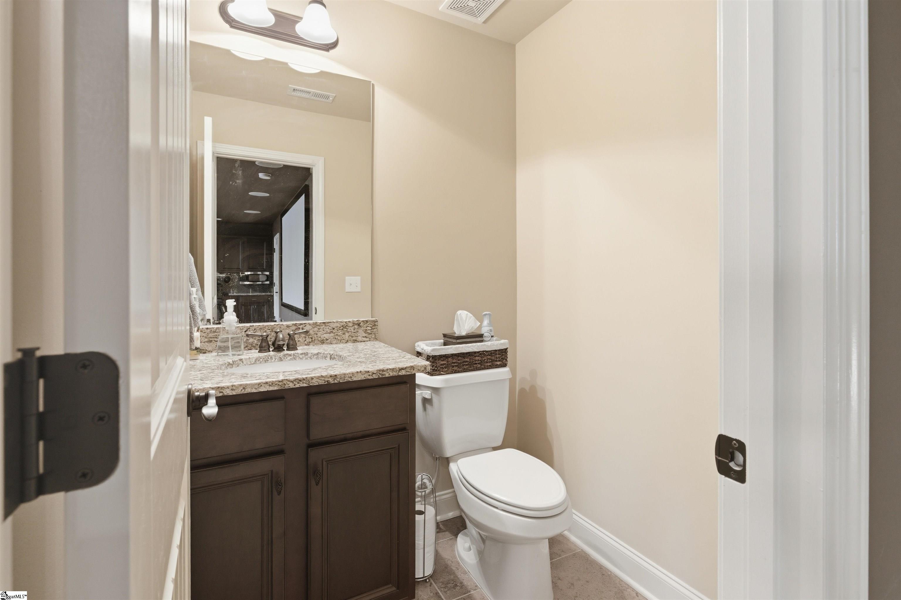 230 Tuxedo Lane Property Photo 39