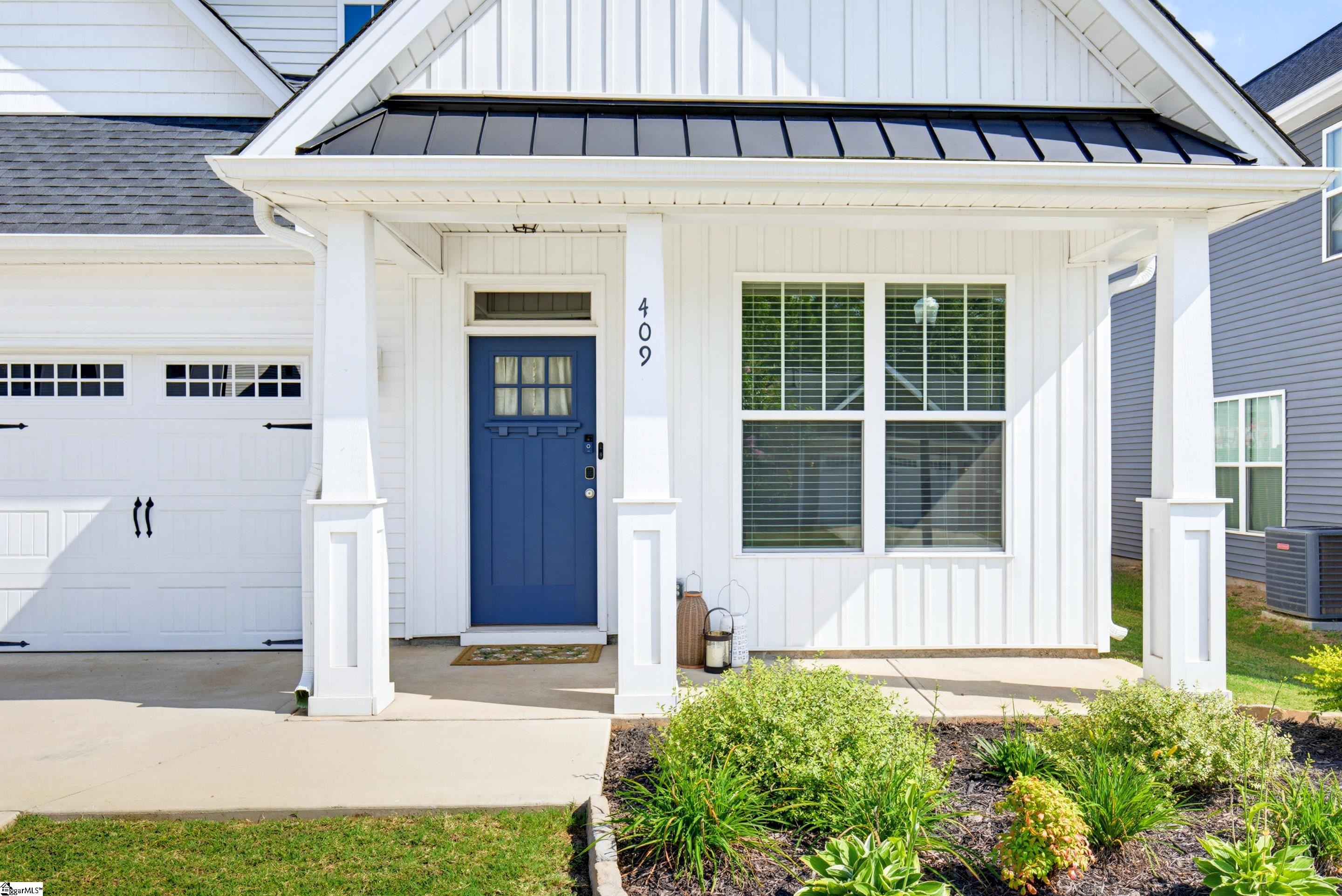 409 River Trace Loop Property Photo 4
