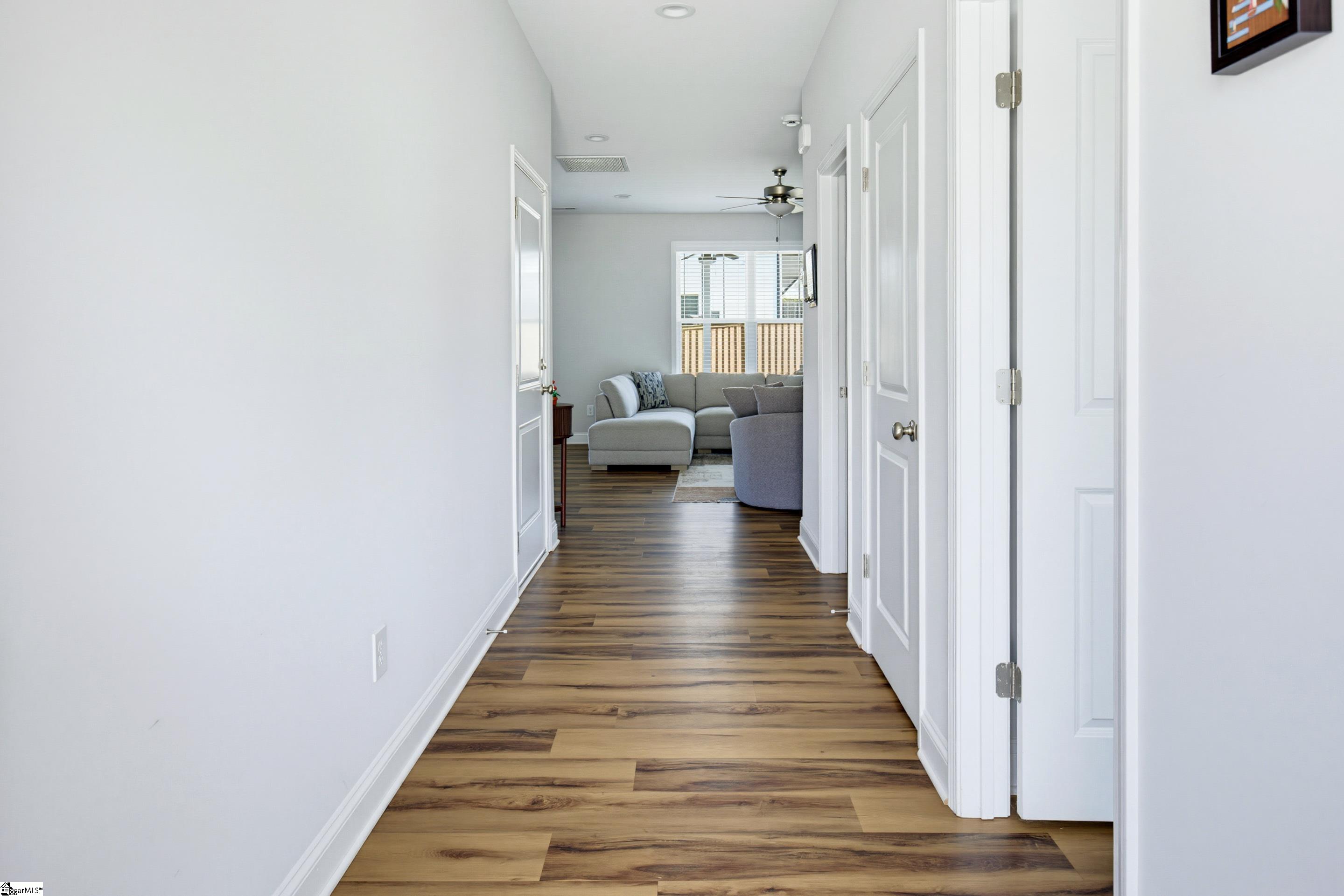 409 River Trace Loop Property Photo 6