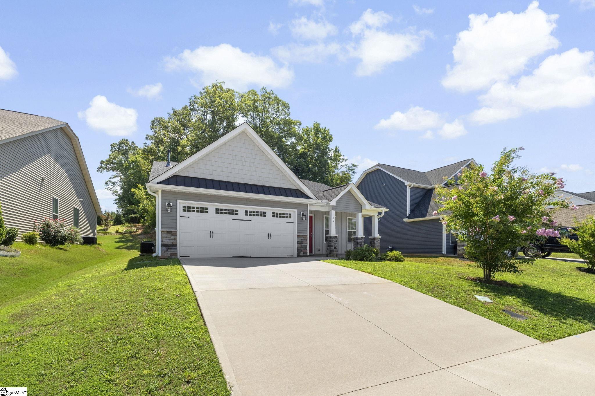 16 Mendham Lane Property Photo 2