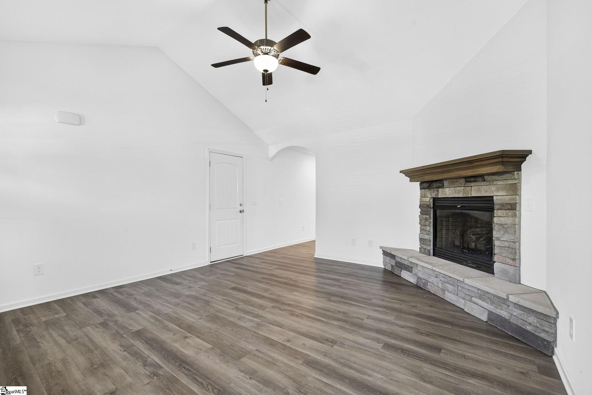 16 Mendham Lane Property Photo 7