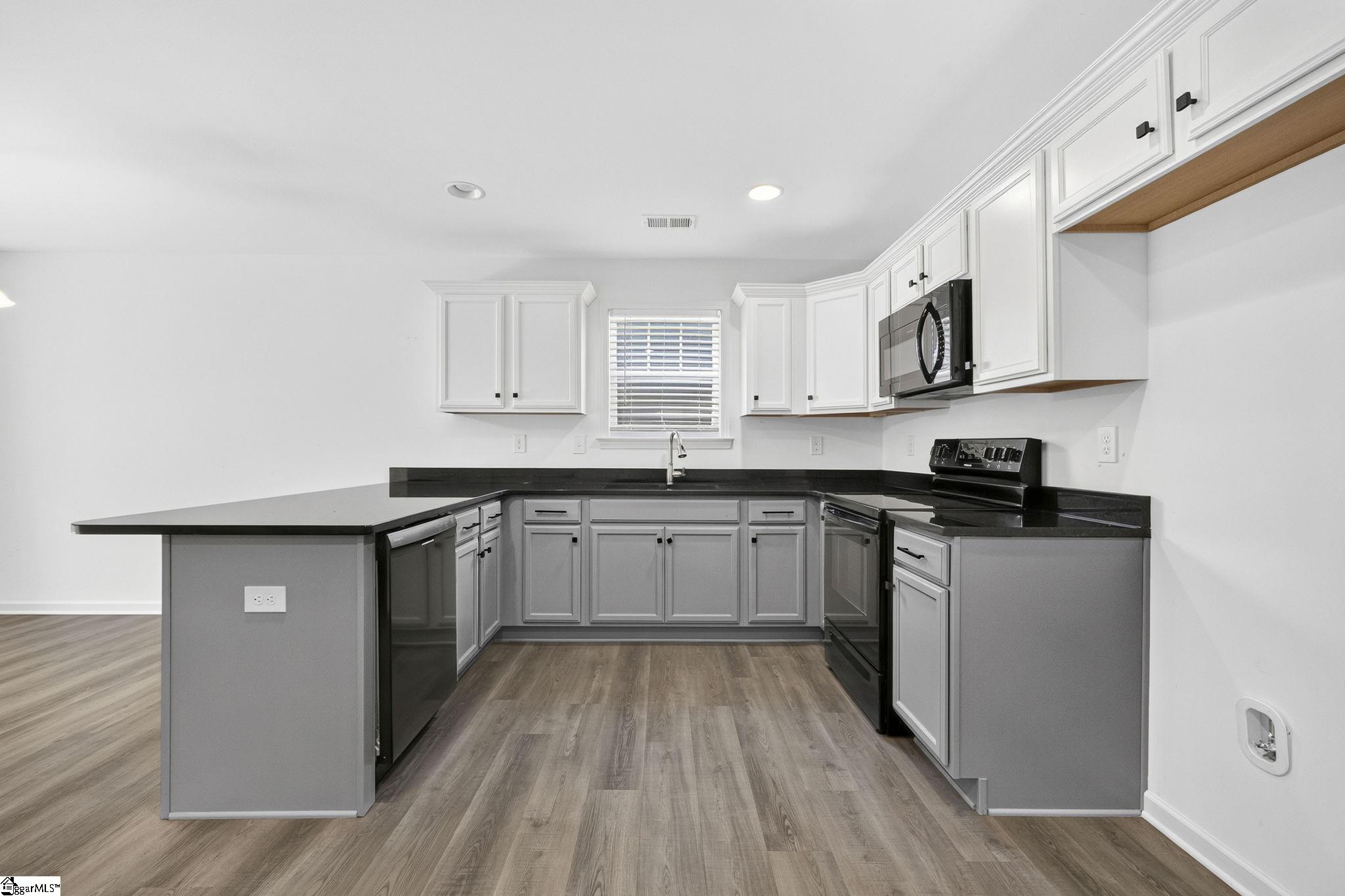 16 Mendham Lane Property Photo 9