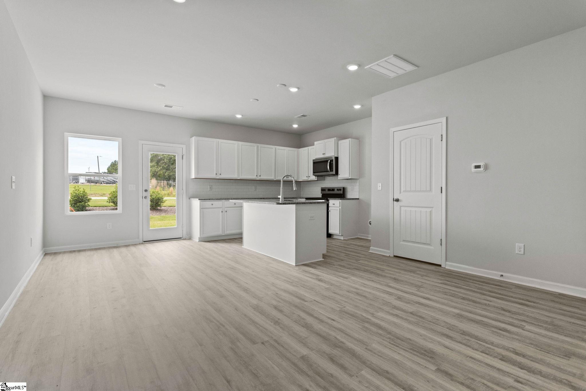 313 Heswall Court Property Photo 6