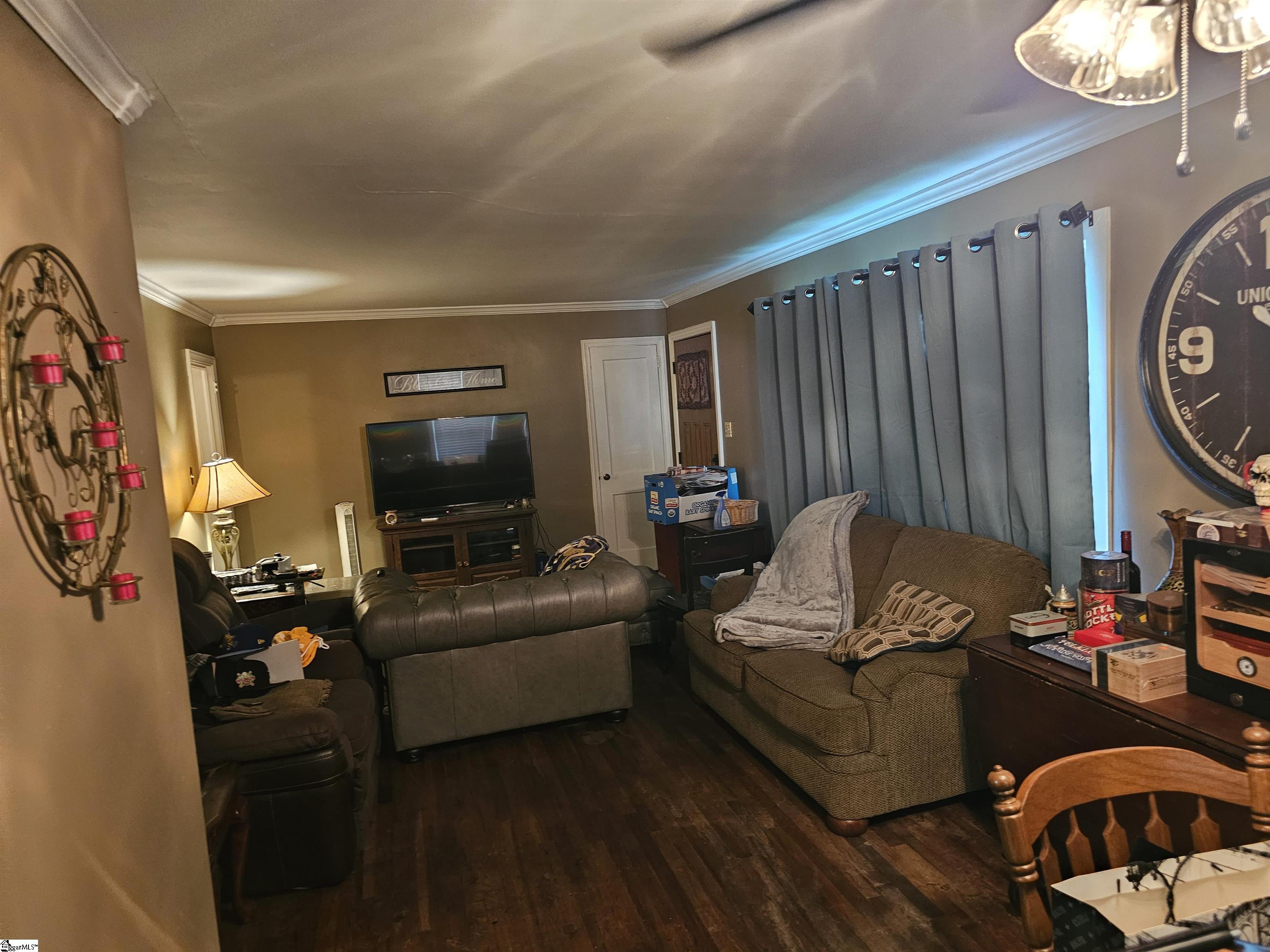 7427 Gravely Court Property Photo 4
