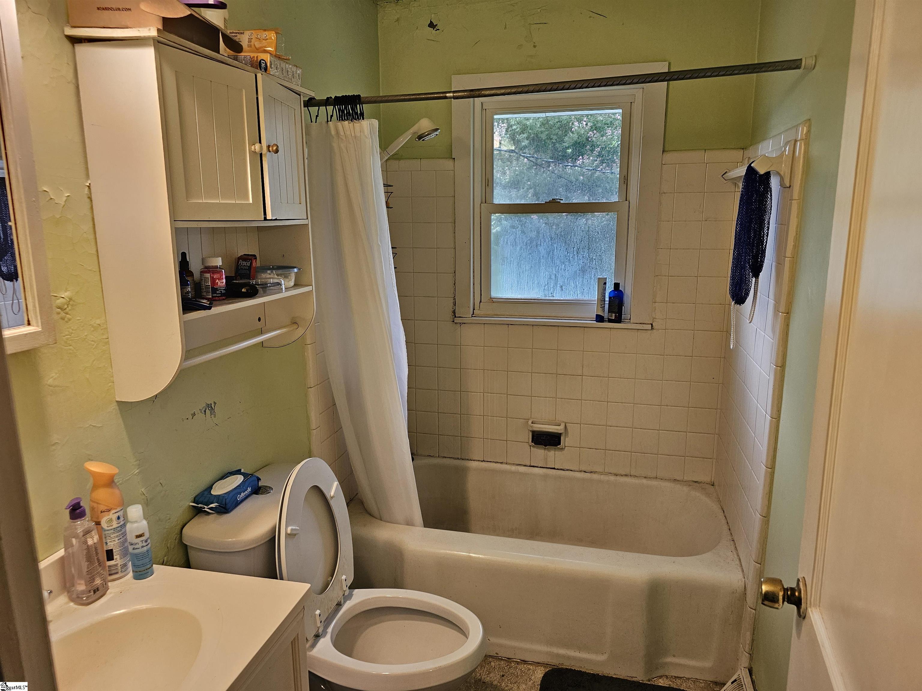 7427 Gravely Court Property Photo 9