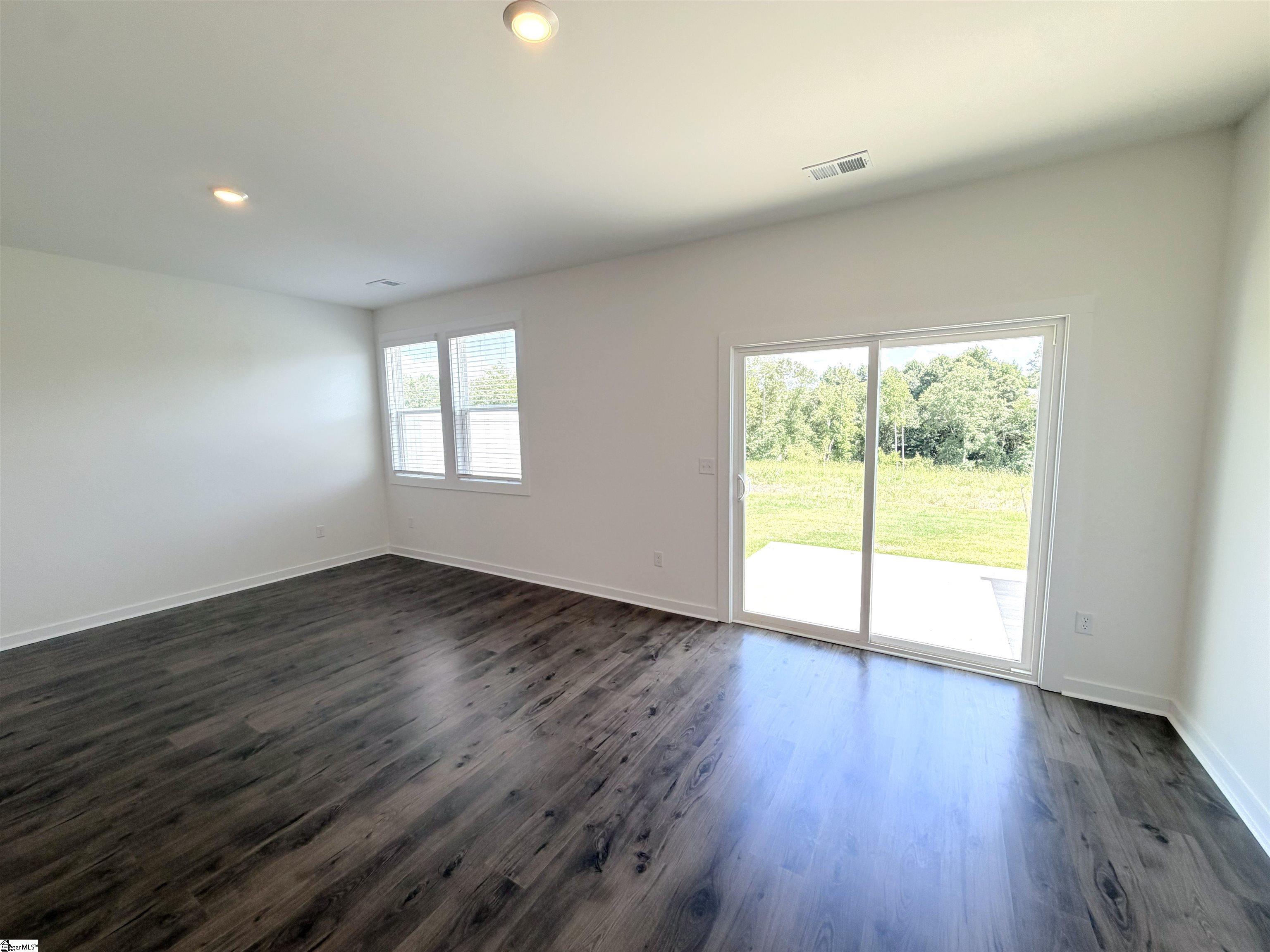 1294 Westgate Village Drive Property Photo 6