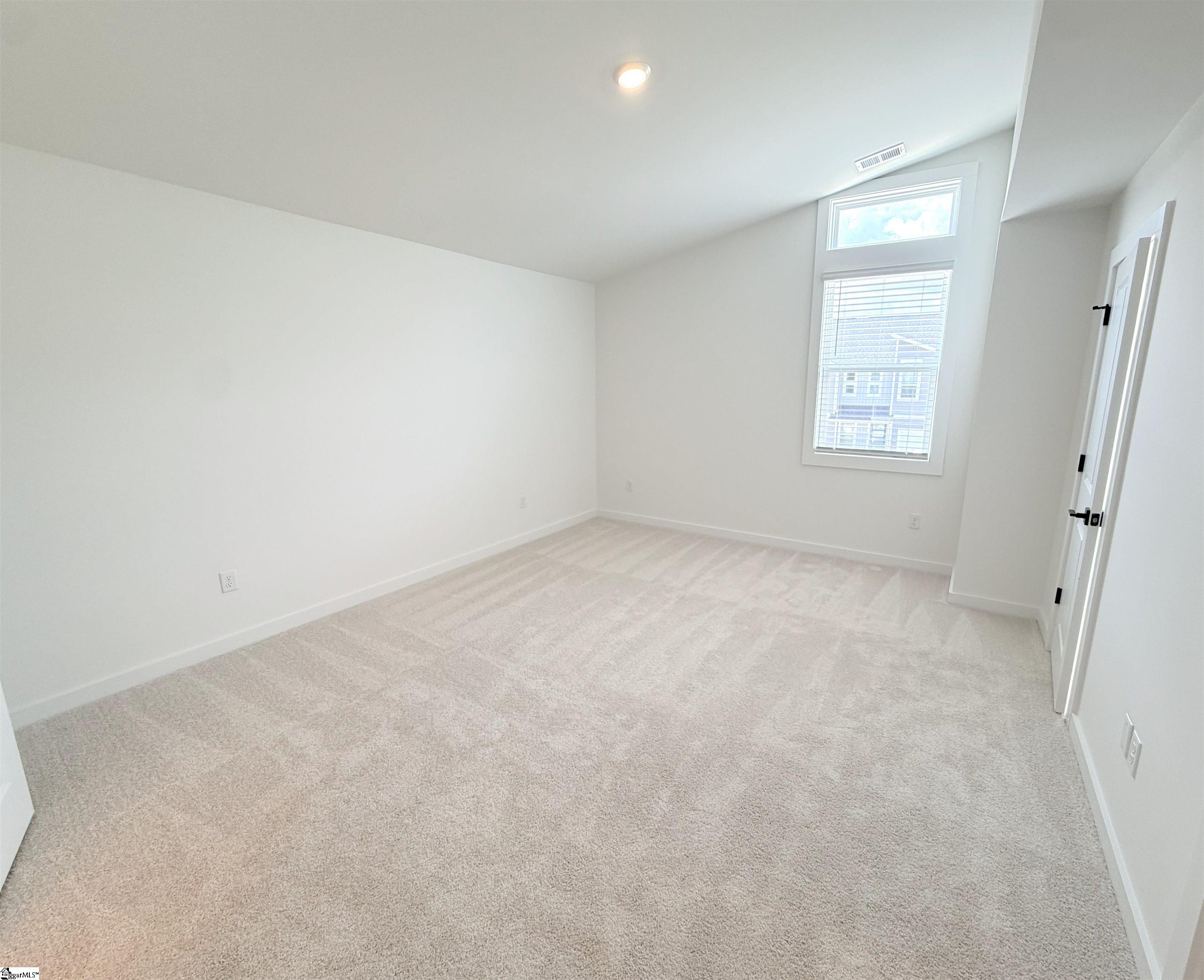1294 Westgate Village Drive Property Photo 9