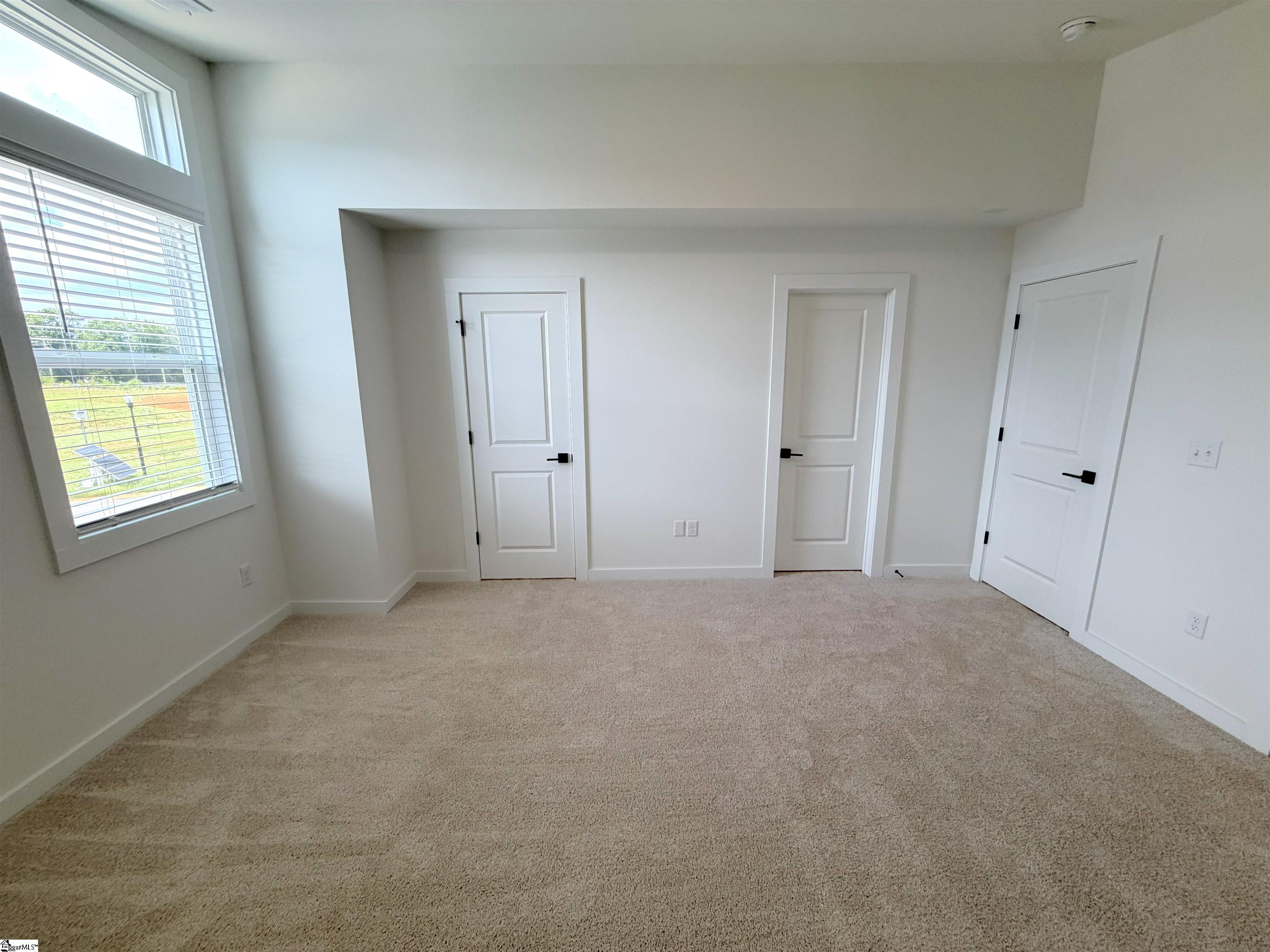 1294 Westgate Village Drive Property Photo 10