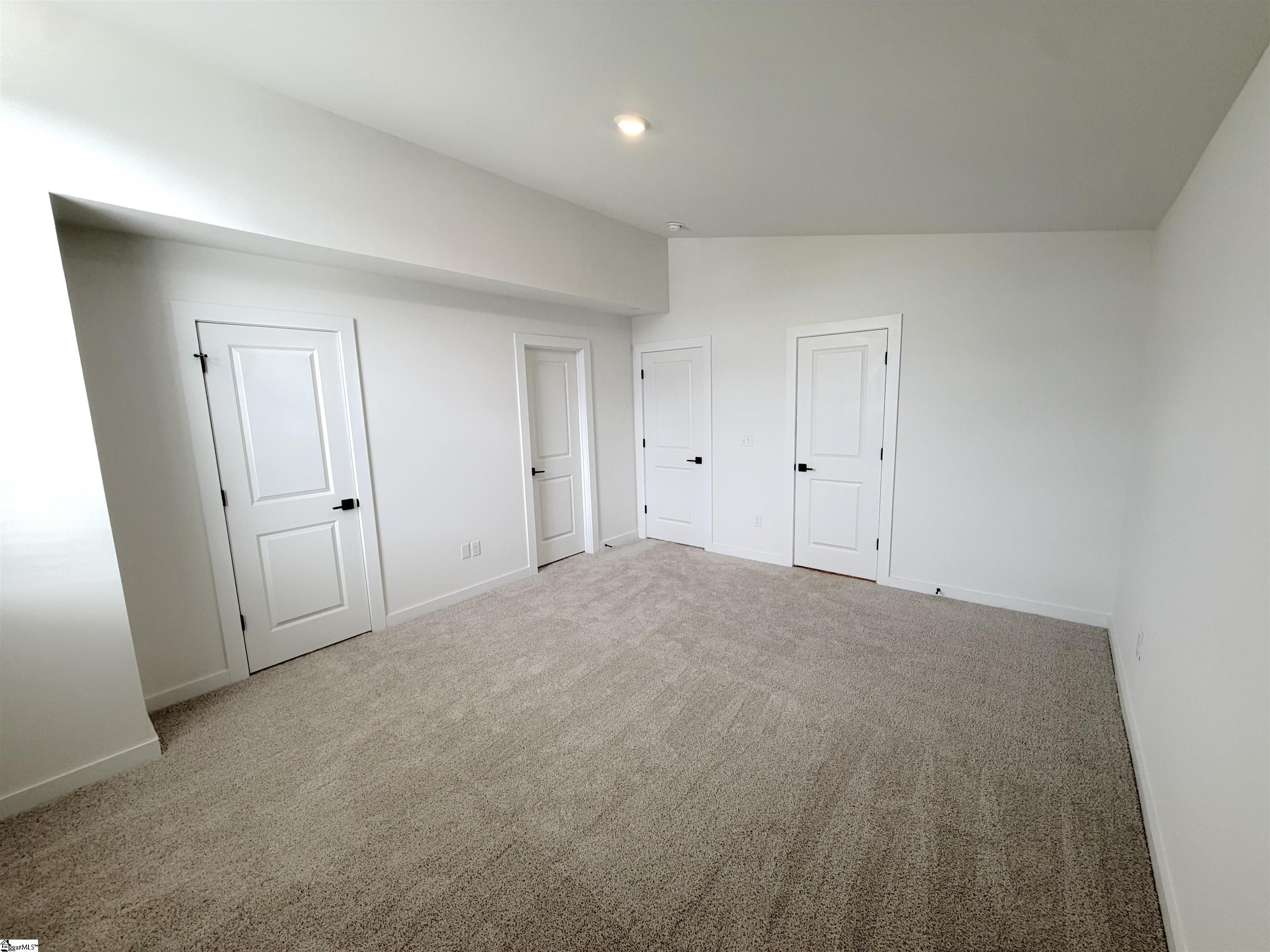 1294 Westgate Village Drive Property Photo 11