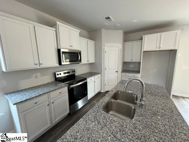1599533 Property Photo 2