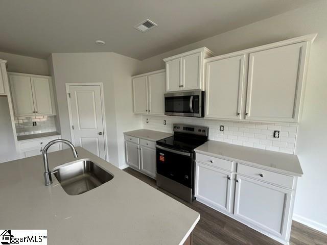 1599535 Property Photo 6