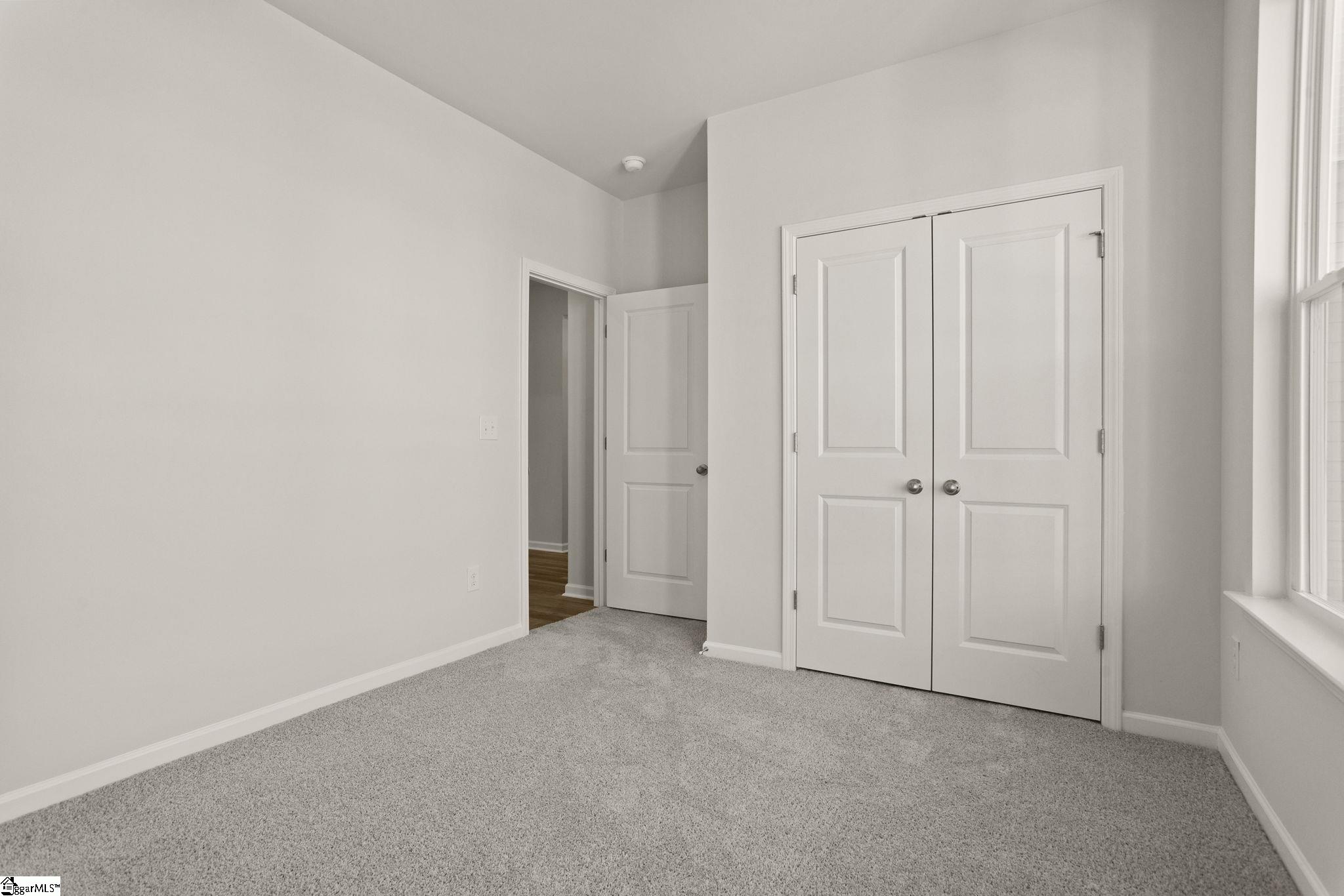 1599535 Property Photo 6