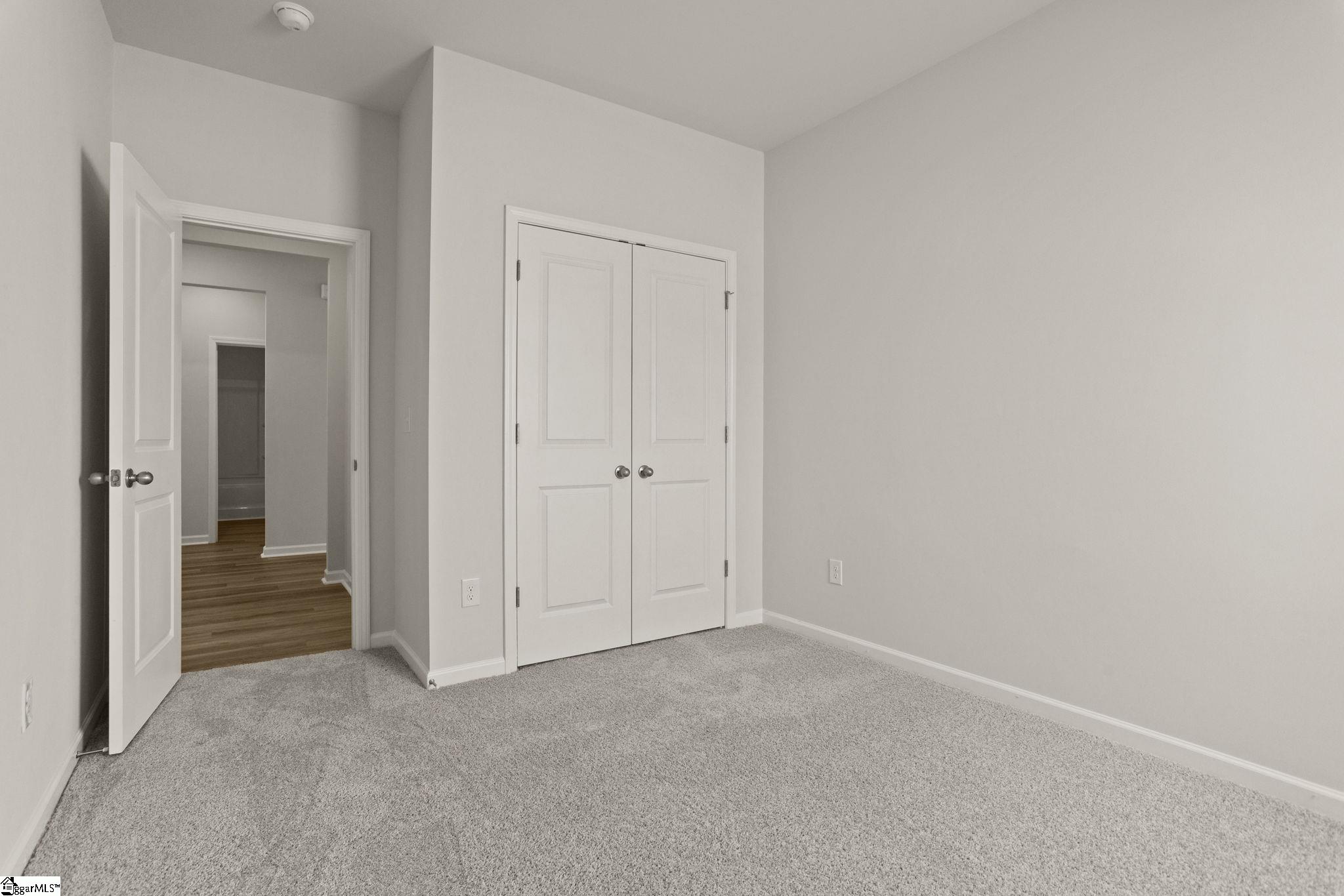 1599535 Property Photo 11