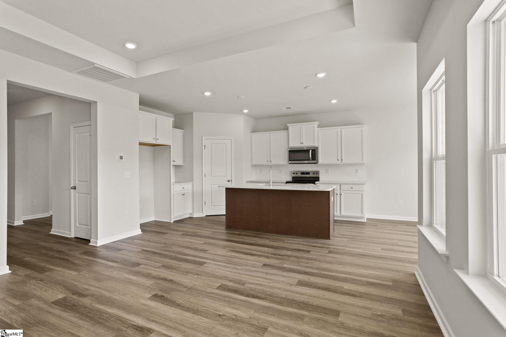 1599535 Property Photo 15