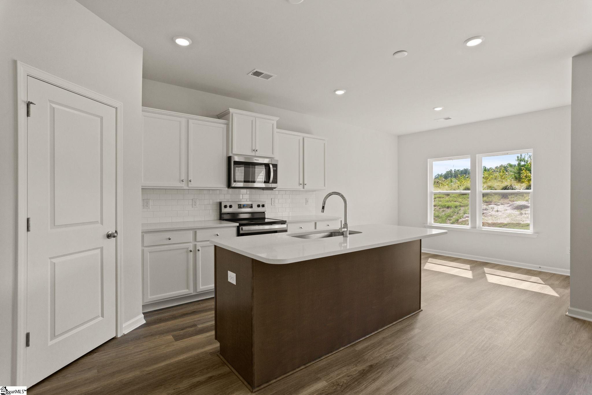 1599535 Property Photo 16