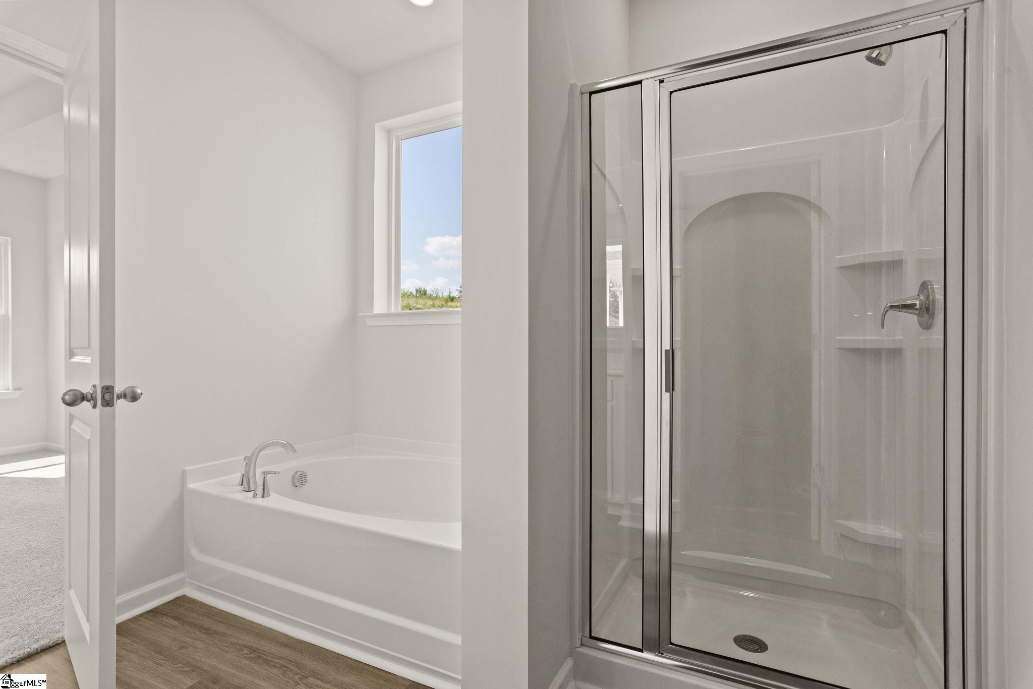 1599535 Property Photo 23