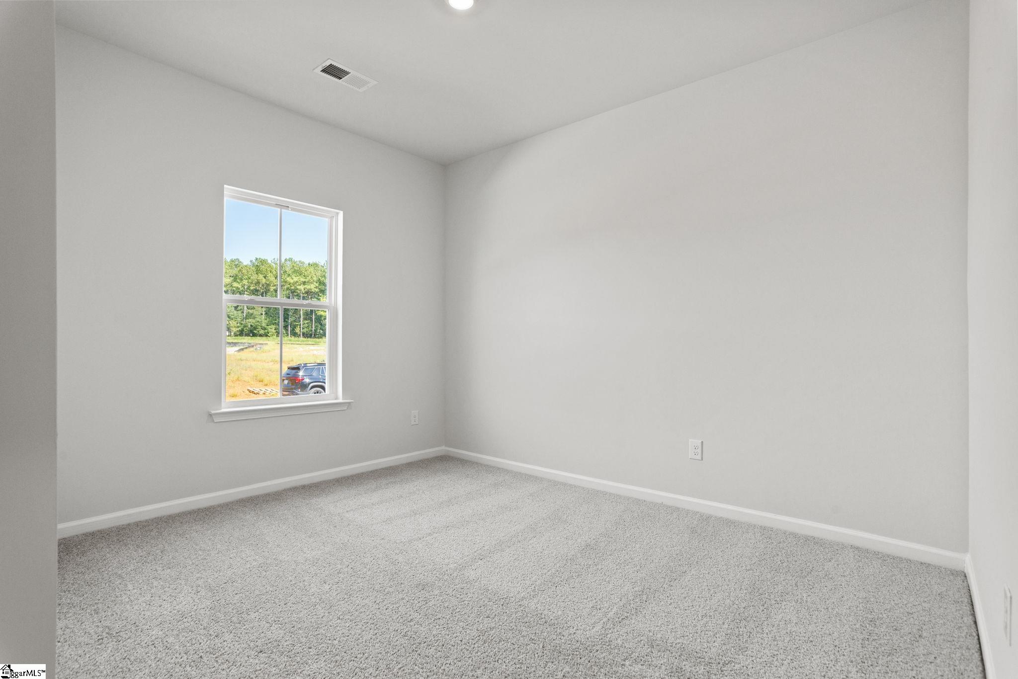 1599536 Property Photo 5