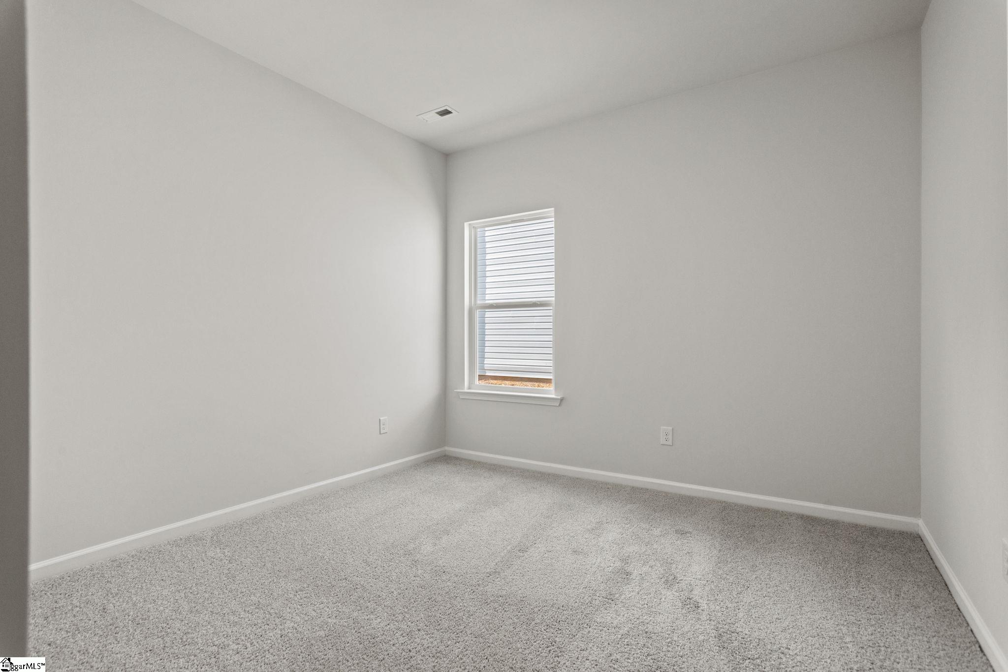 1599536 Property Photo 10