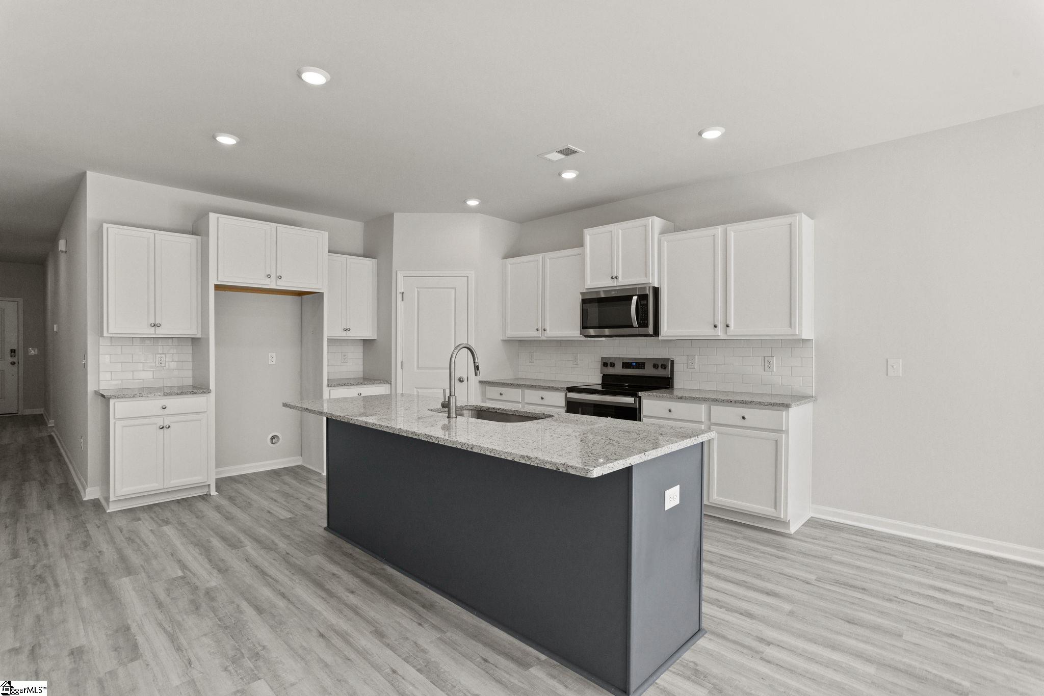 1599536 Property Photo 21