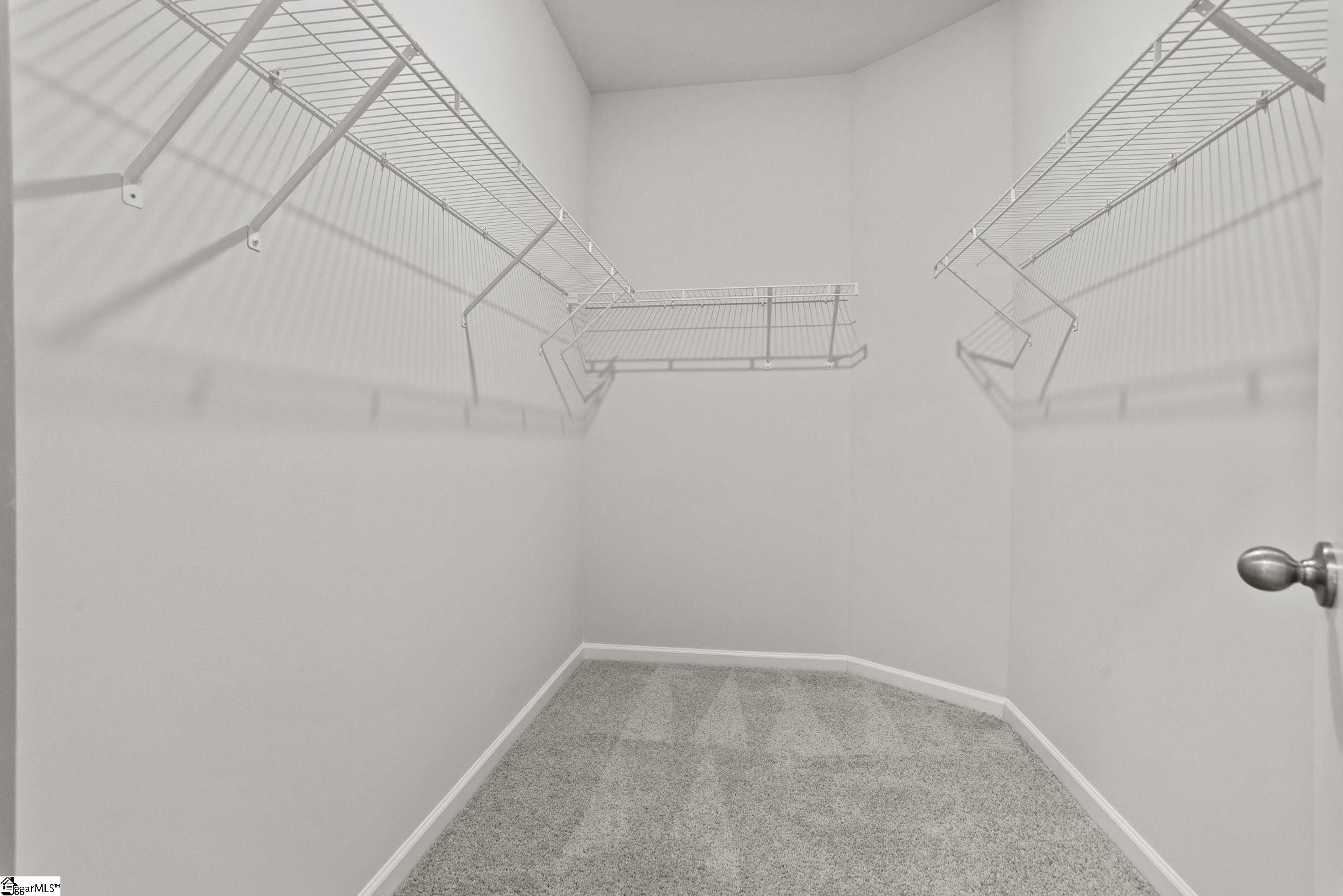 1599536 Property Photo 30