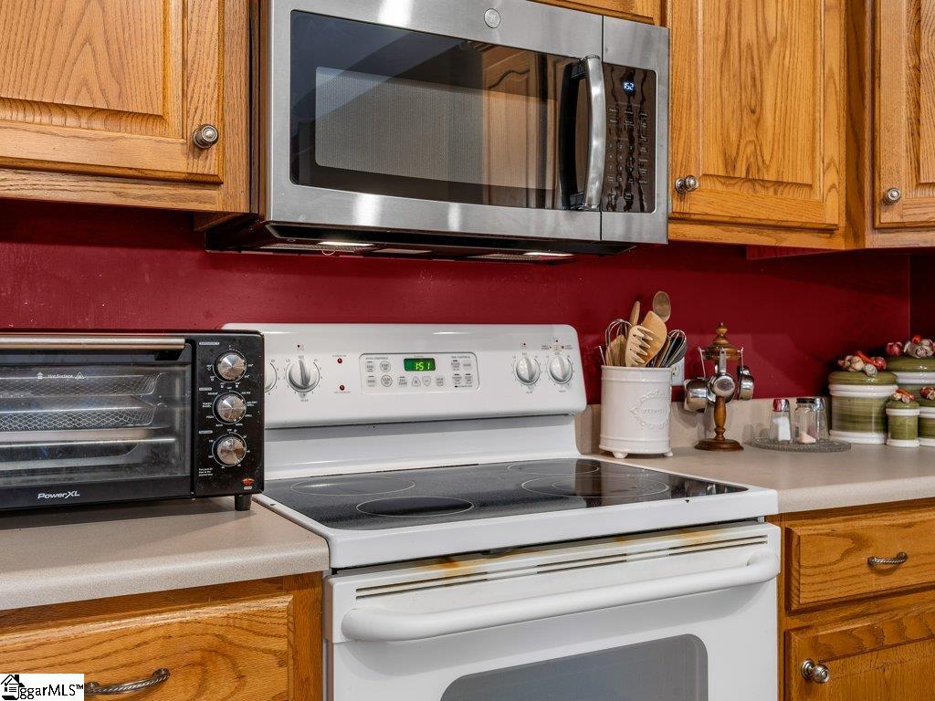 404 Shallowford Drive Property Photo 22