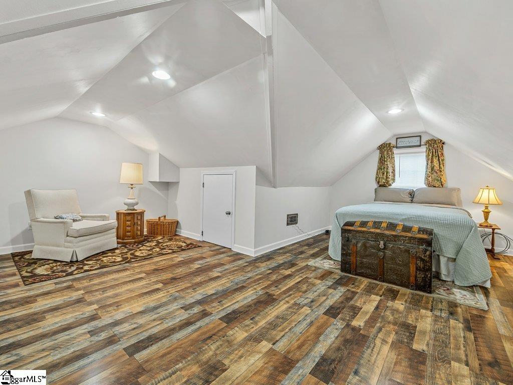 404 Shallowford Drive Property Photo 40