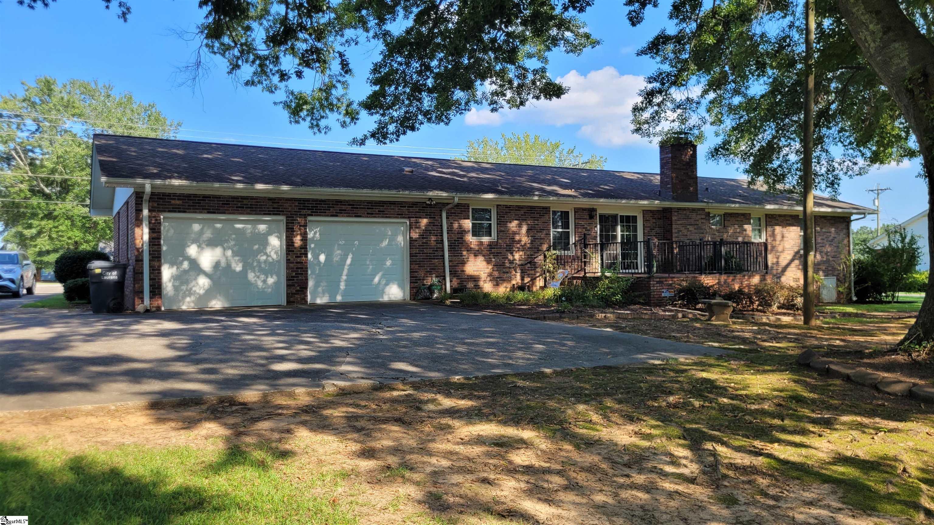 105 Blakely Avenue Property Photo 2
