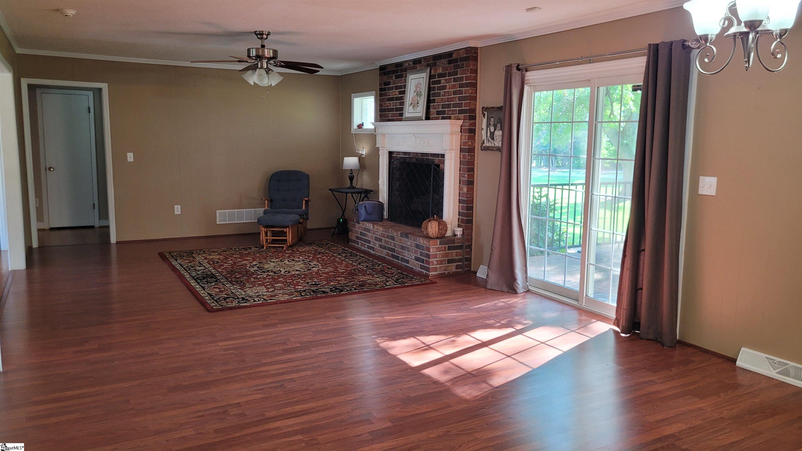 105 Blakely Avenue Property Photo 7