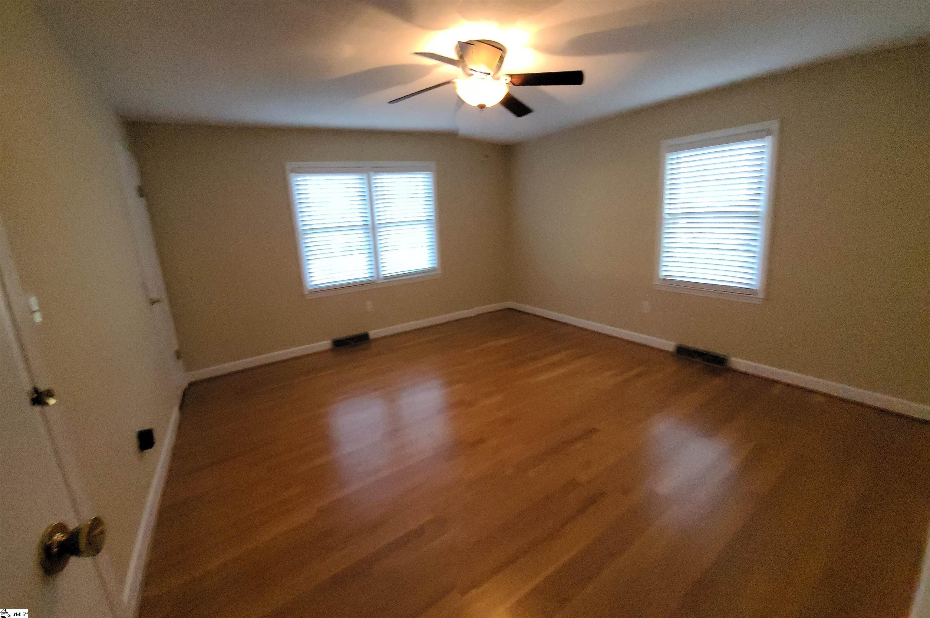 105 Blakely Avenue Property Photo 8