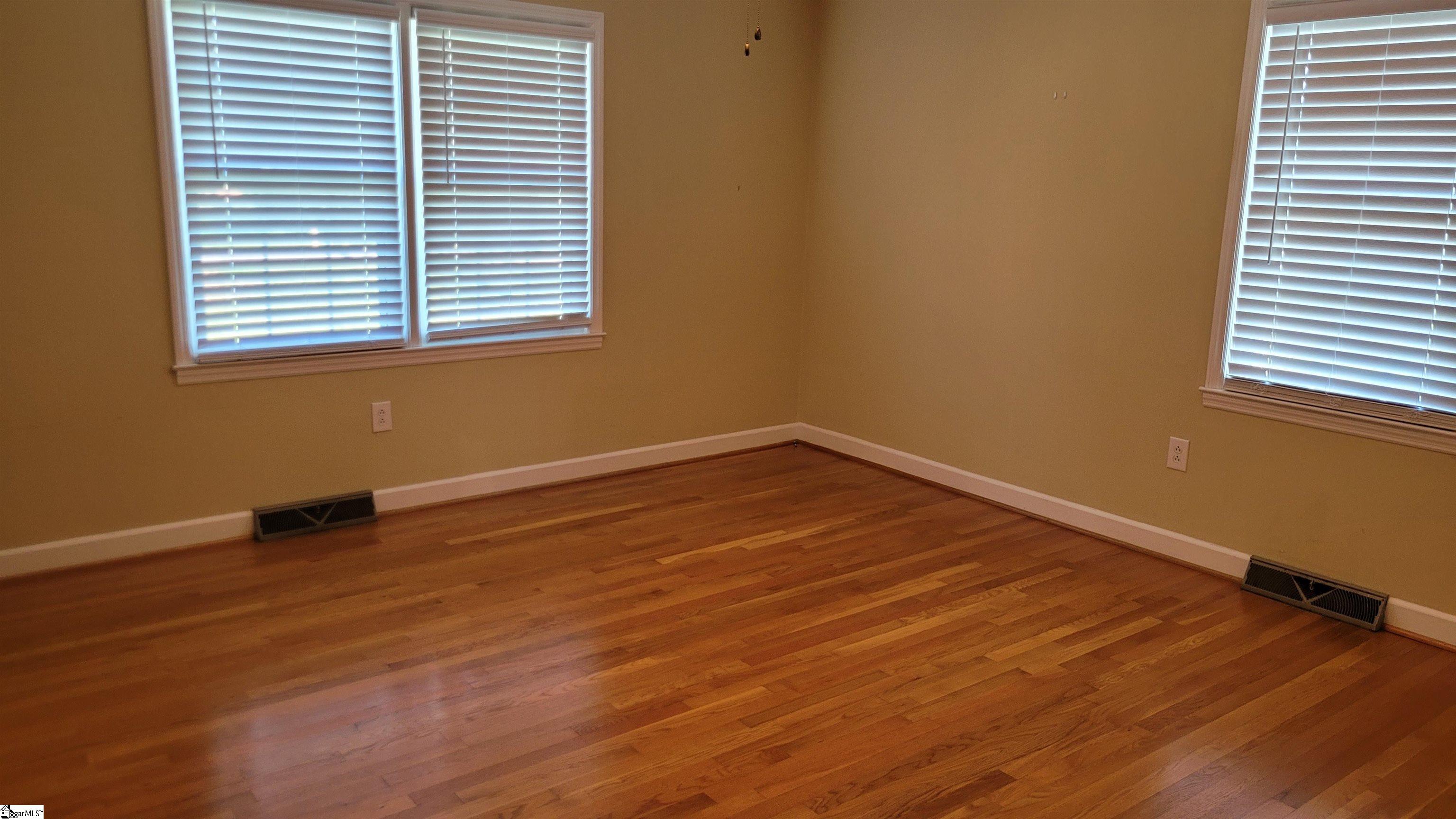 105 Blakely Avenue Property Photo 9