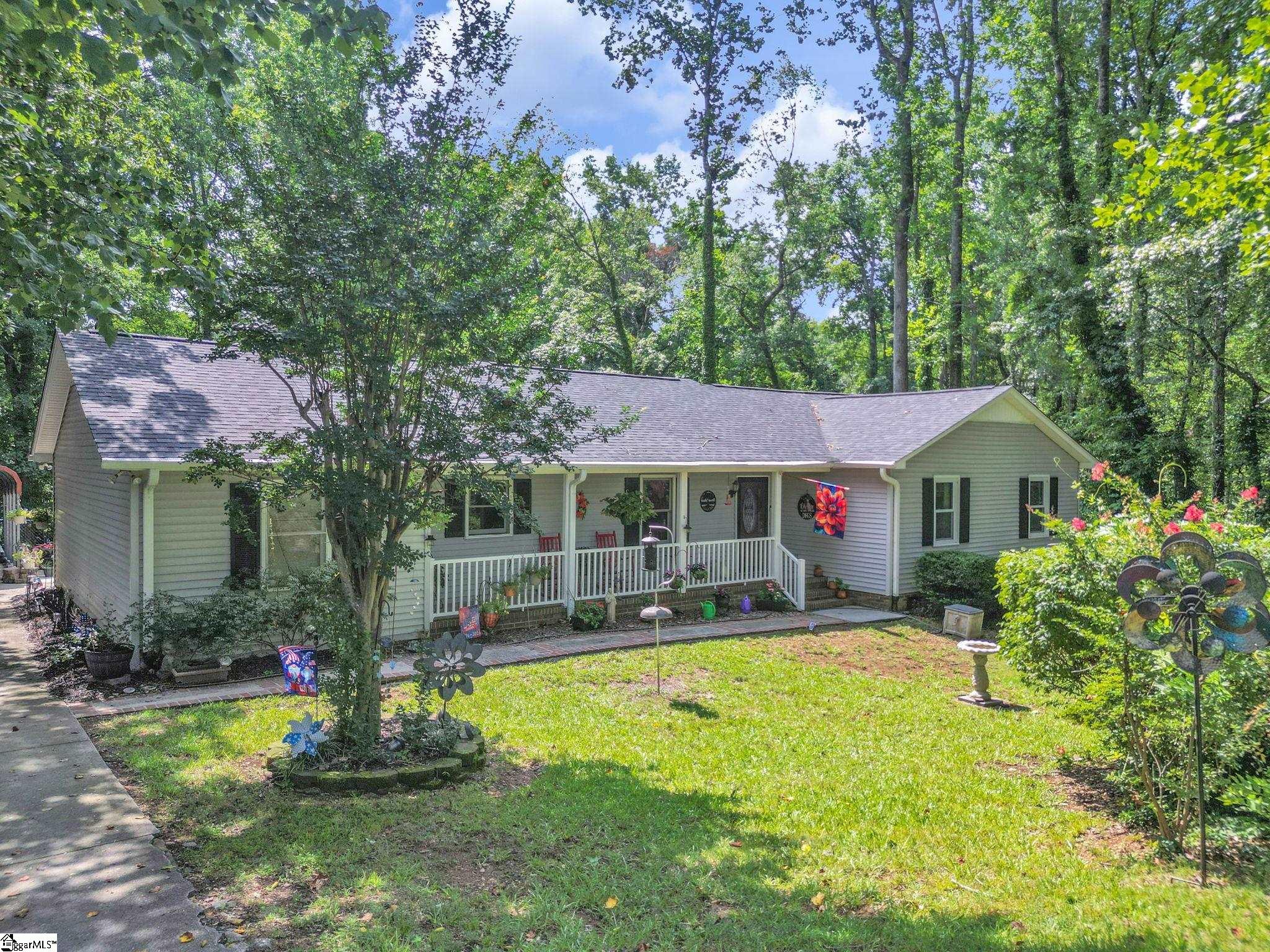 5 Dellbrook Court Property Photo 2