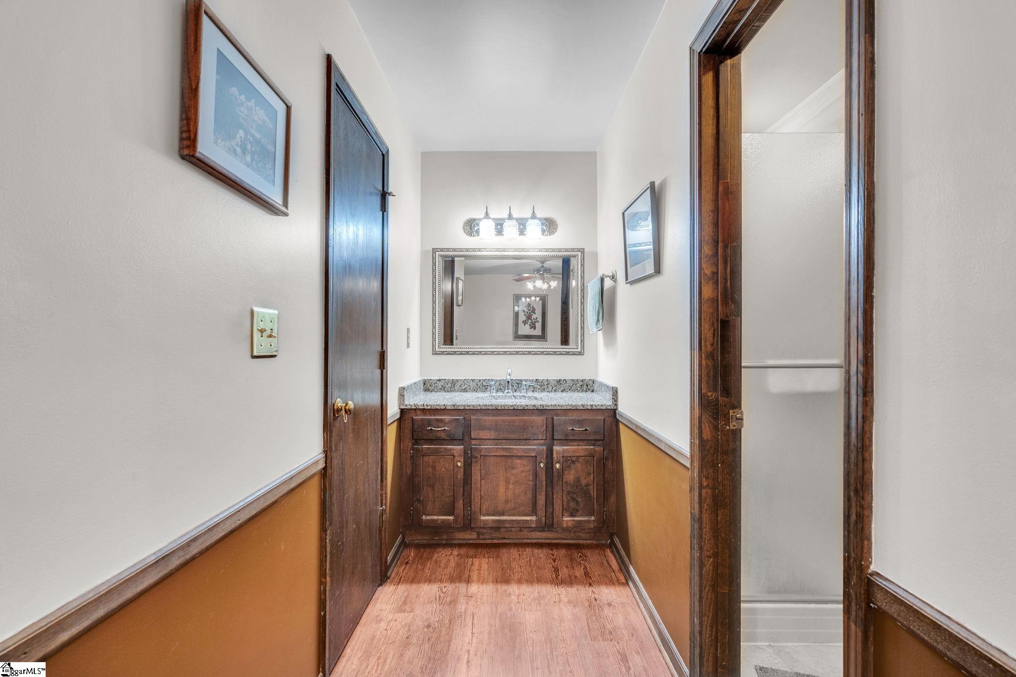 5 Dellbrook Court Property Photo 17